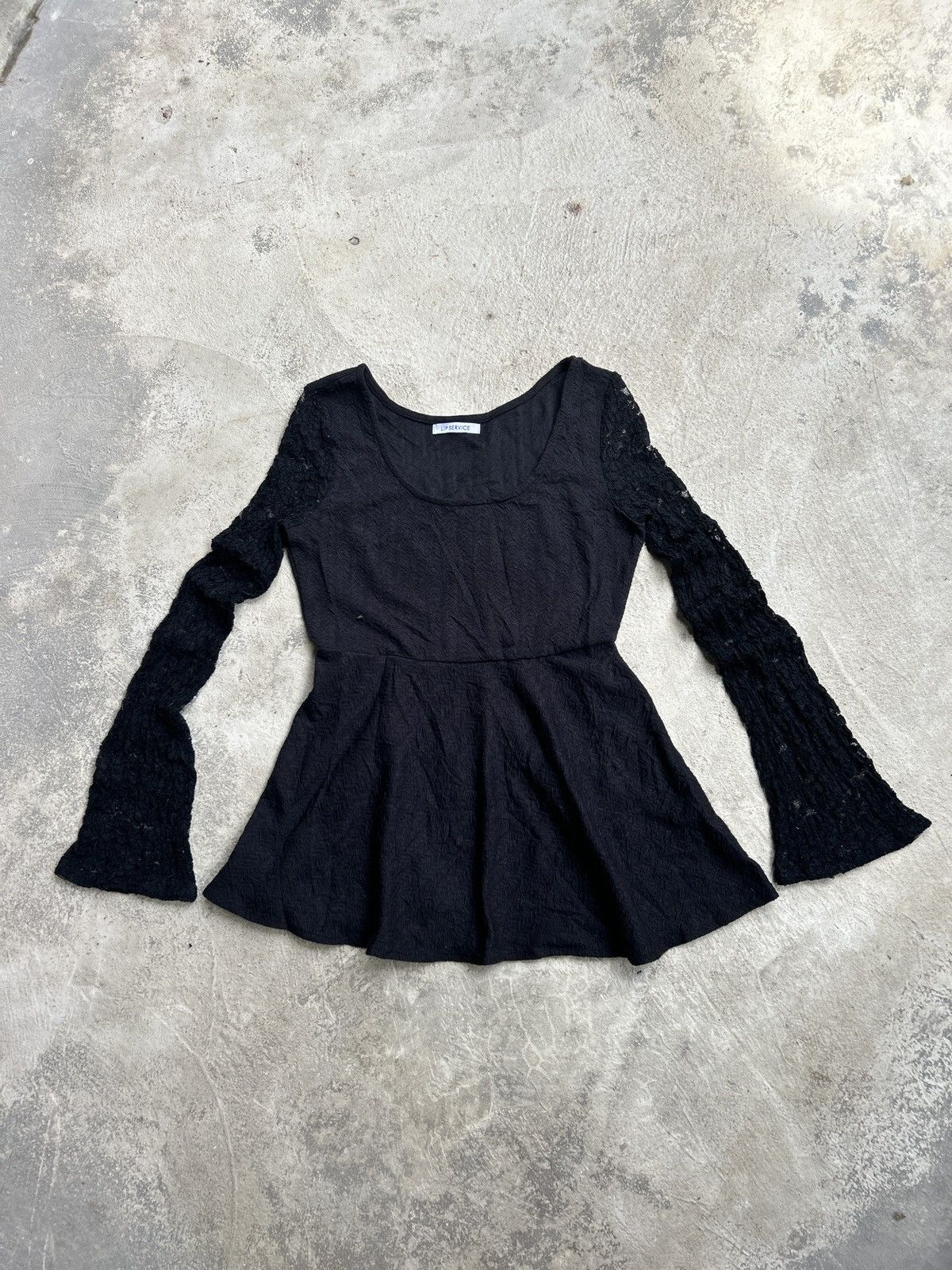 Lip Service Lip Service Flare Sleeve Mini Dress Size M / US 6-8 / IT 42-44 - 1 Thumbnail