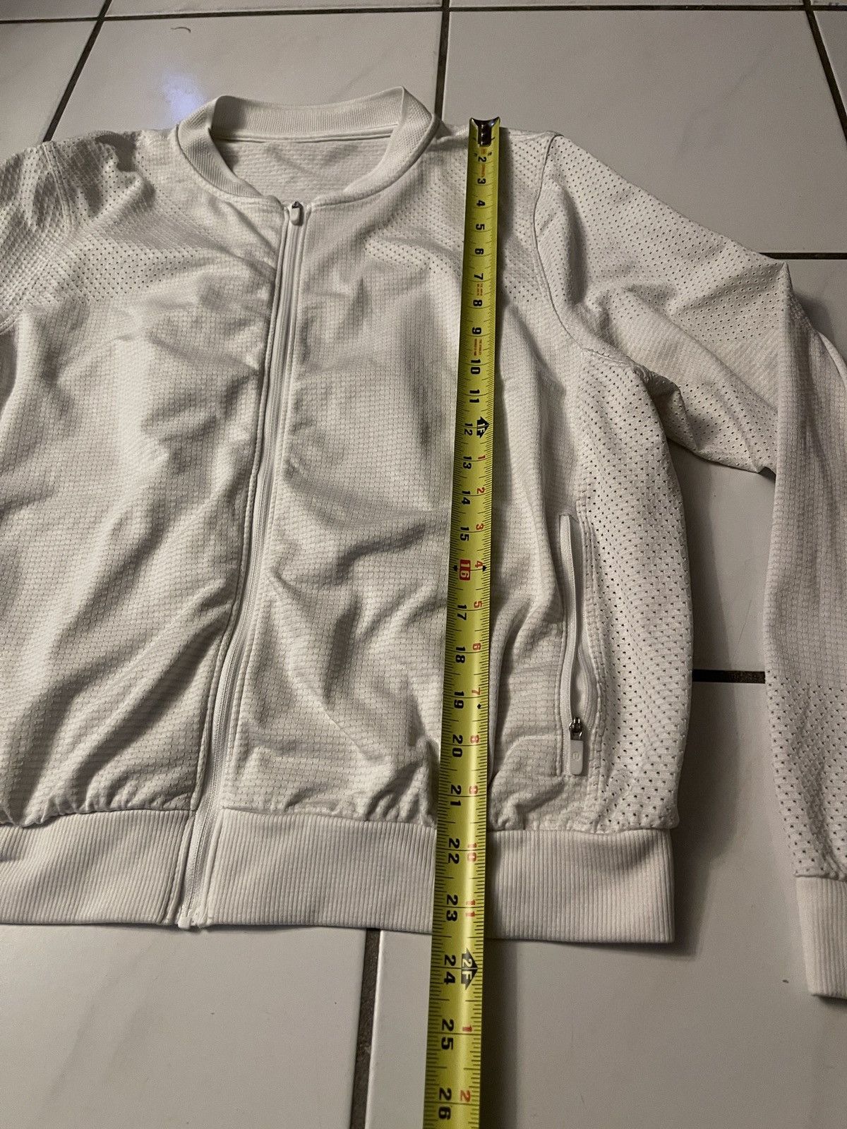 Lululemon Lululemon Swiftly Midweight Full Zip Jacket Bomber White 12 Size XL / US 12-14 / IT 48-50 - 4 Thumbnail