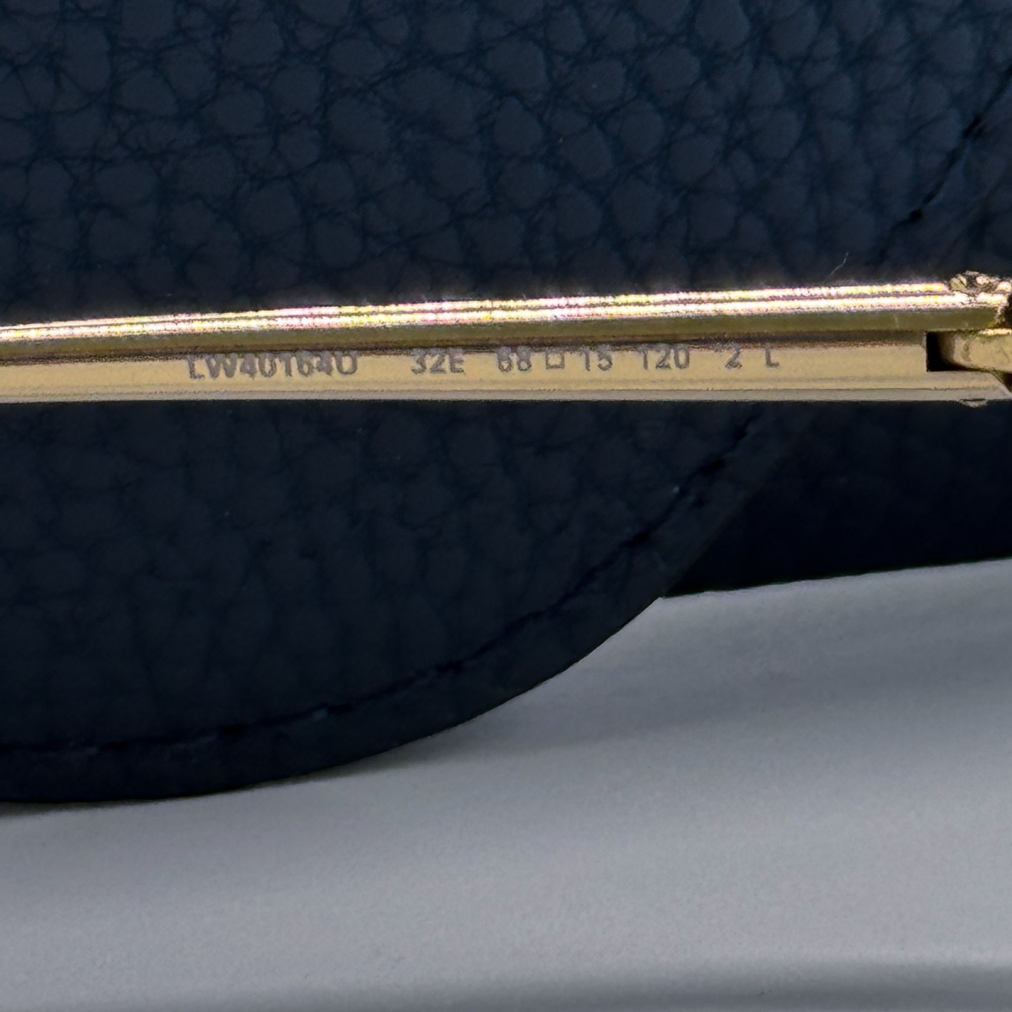 Loewe NEW LOEWE SUNGLASSES LW40164U 32E GOLD UNISEX EYEWEAR LOEWE Size ONE SIZE - 8 Thumbnail