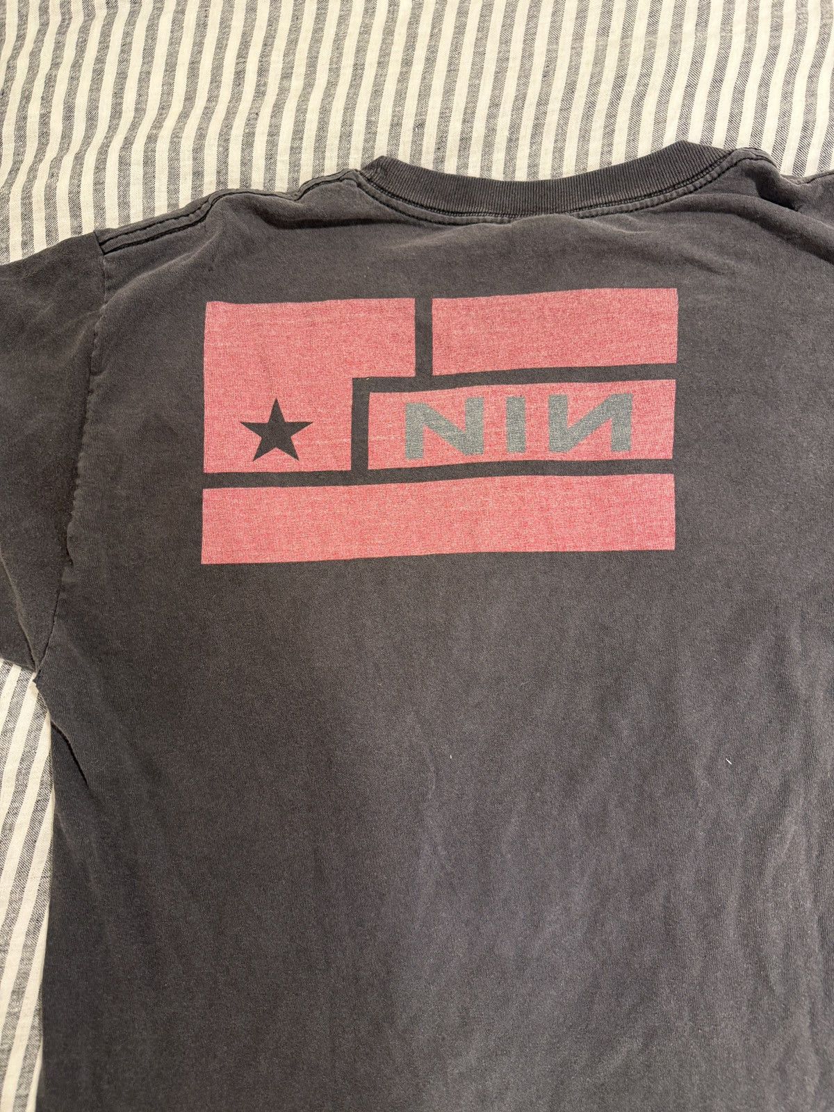 Vintage Vintage Number Nine Art Is Resistance T Shirt Size US L / EU 52-54 / 3 - 2 Thumbnail