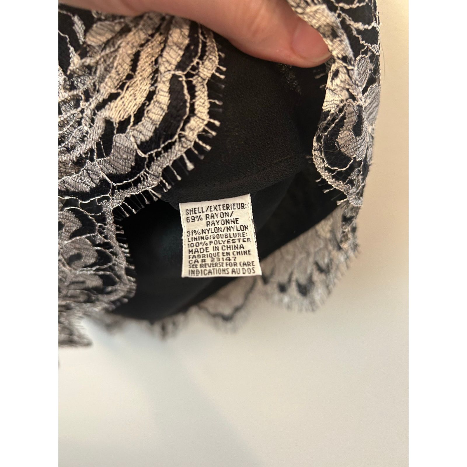 Talbots Talbots NWT Black Lattice Lace High-Neck Blouse, Sz 10, $118 Size L / US 10 / IT 46 - 3 Thumbnail