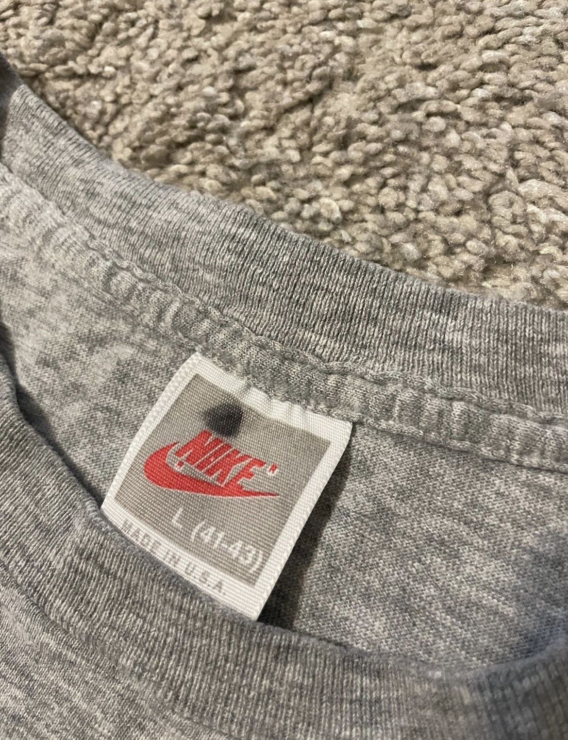 Nike × Vintage Vintage 90s Nike Single Stitch Tee Swoosh Made In USA Large Size US L / EU 52-54 / 3 - 6 Thumbnail