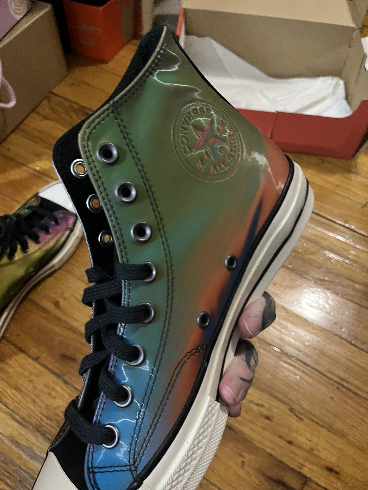 Converse Converse iridescent chucks Size US 9 / EU 42 - 16 Thumbnail