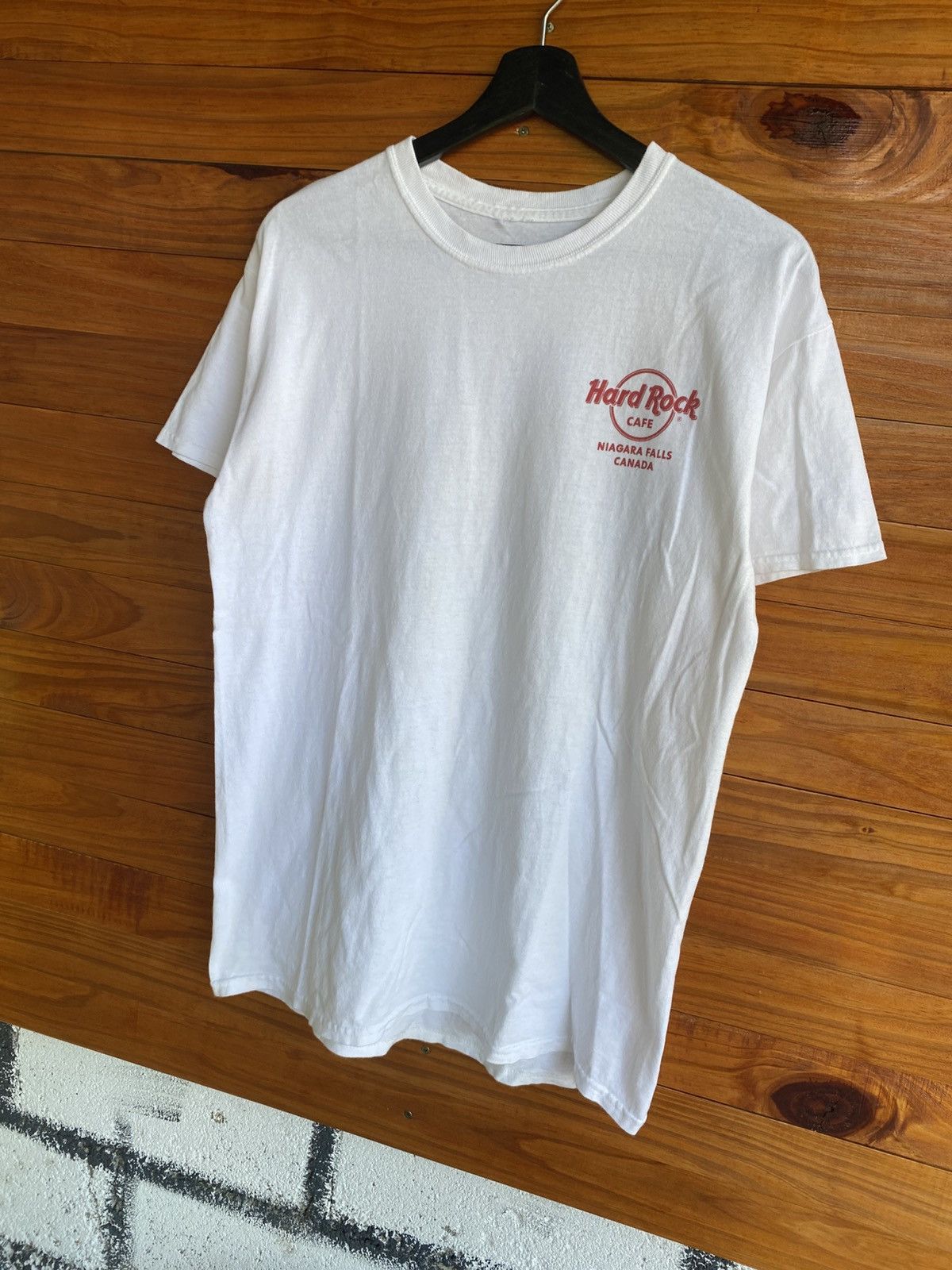 Hard Rock Cafe Vintage Hard Rock Cafe Niagara Falls Canada White T-Shirt Size US M / EU 48-50 / 2 - 8 Thumbnail