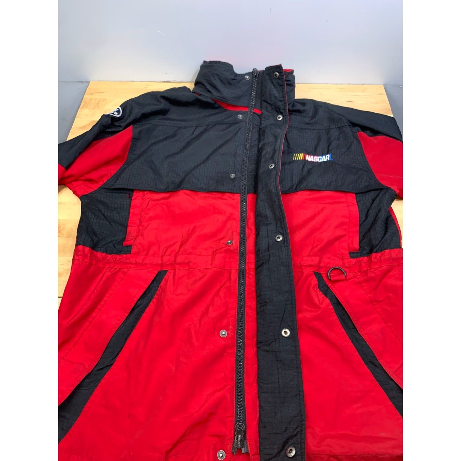 NASCAR VINTAGE NASCAR Windbreaker Jacket Mens L Red Zip Hooded Y2K 12733 Size US L / EU 52-54 / 3 - 5 Thumbnail