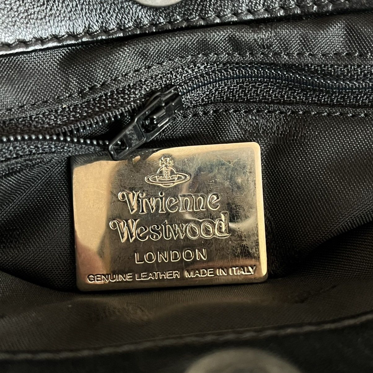 Vivienne Westwood VIVIENNE WESTWOOD SMALL LEATHER HAND BAG Size ONE SIZE - 16 Thumbnail