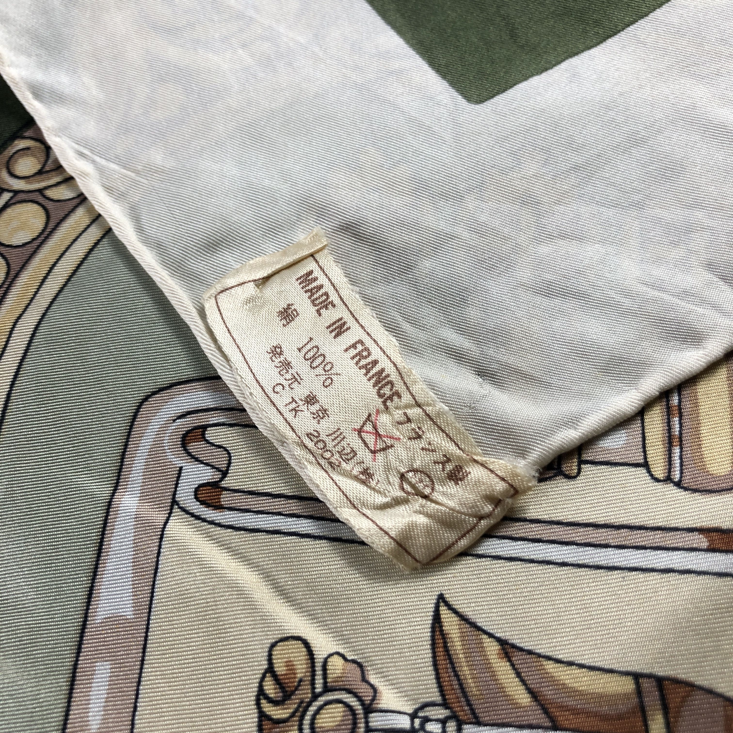 Vintage Vintage Luxury Baroque Hand Rolled Silk Scarf M1359 Size ONE SIZE - 11 Thumbnail