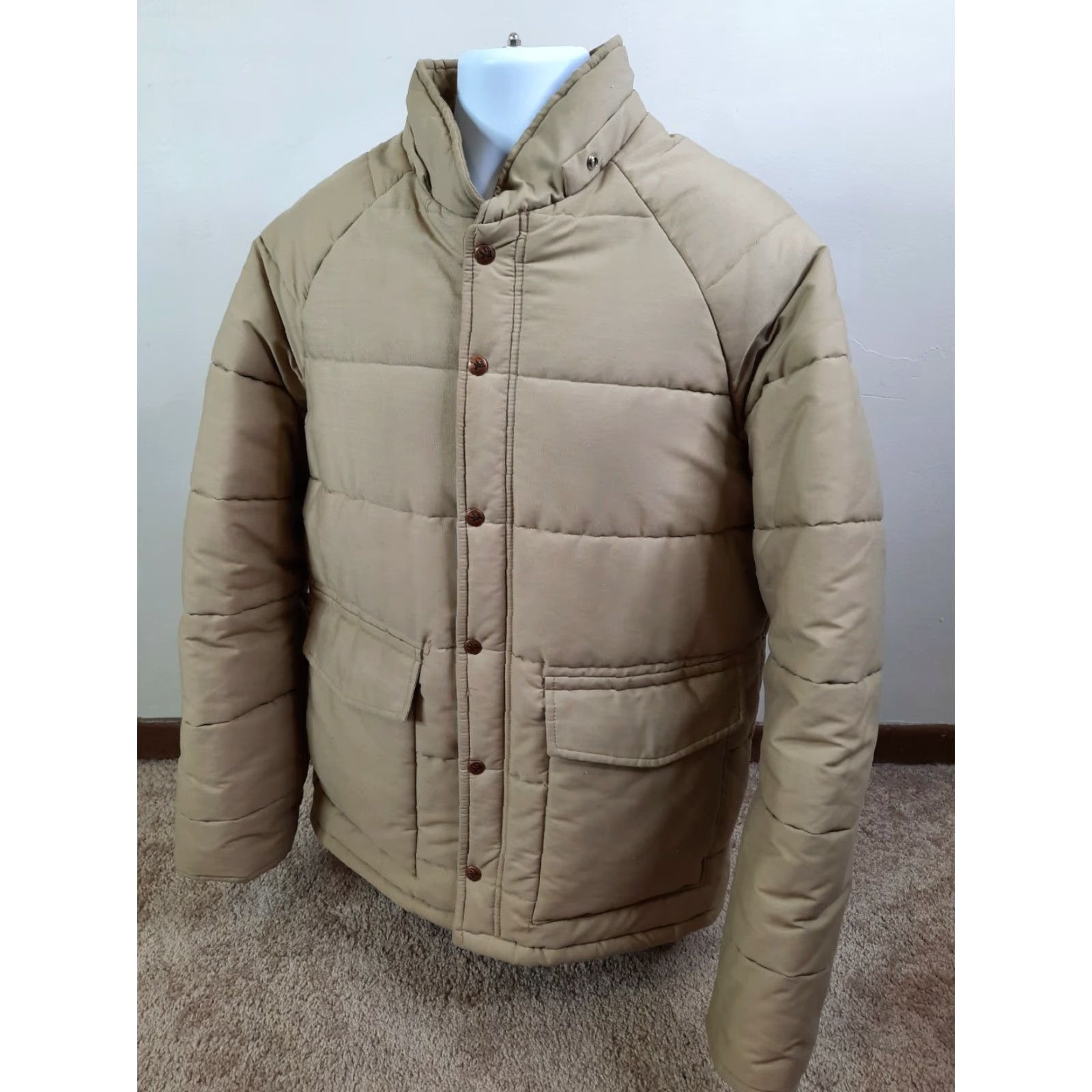 Vintage VINTAGE Golden Fleece Beige Quilted Puffer Coat Men XL Full Zip Winter Jacket Size US M / EU 48-50 / 2 - 4 Thumbnail