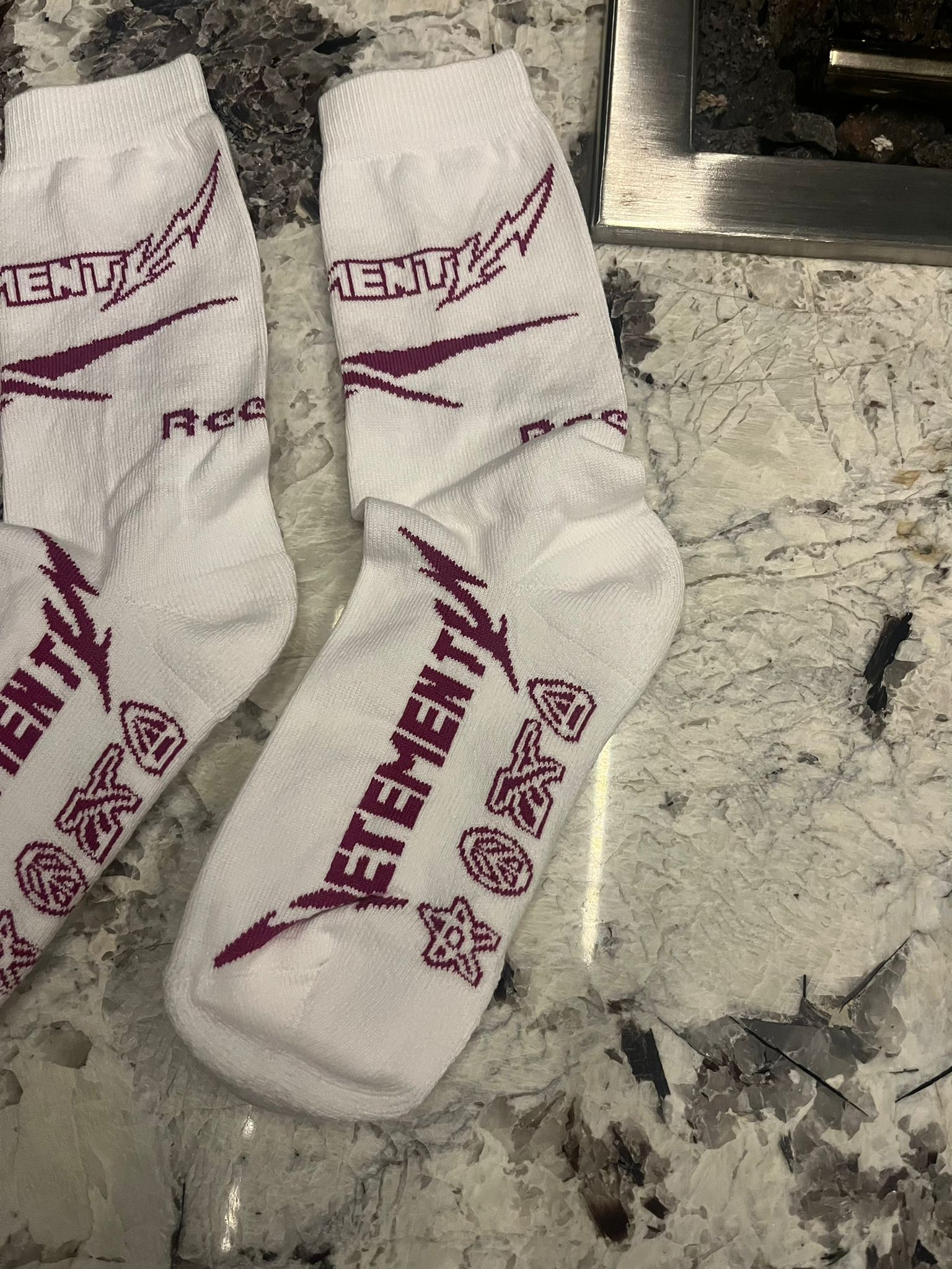 Vetements o1rshd1 Q.2 / Logo Metal Socks in Multicolor Size ONE SIZE - 5 Thumbnail
