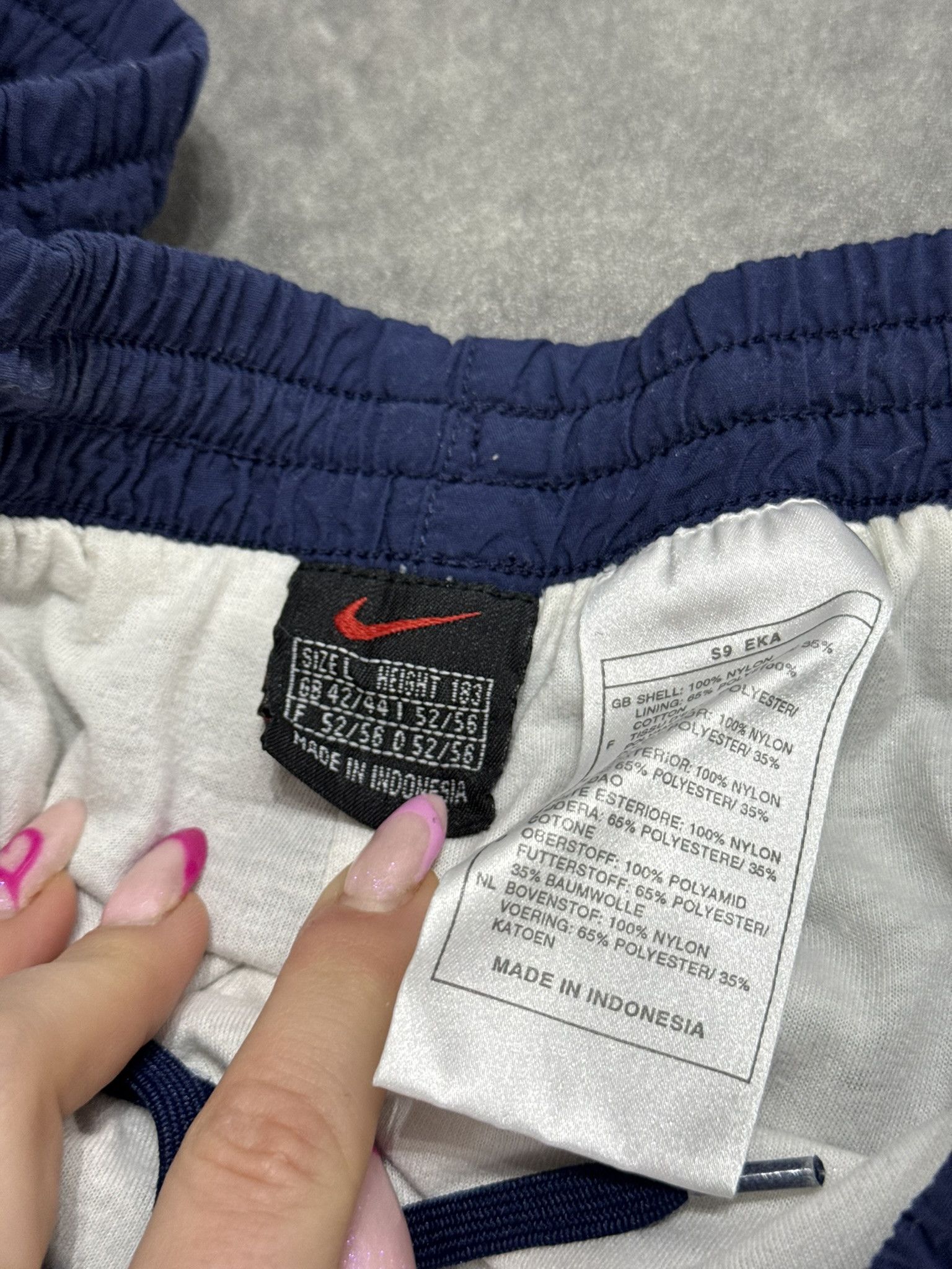 Nike Vintage Nike Navy Blue Windbreaker Track Pants 90s Size US 33 - 8 Thumbnail