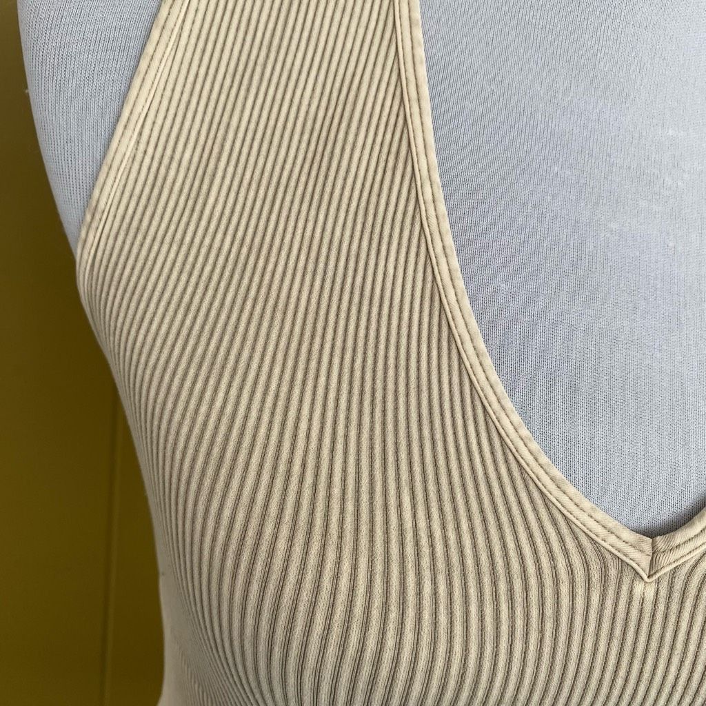 Other Nikibiki women S v-cut ribbed crop tank top cream Size S / US 4 / IT 40 - 3 Thumbnail
