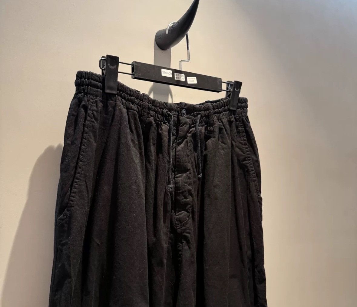 Yohji Yamamoto Yohji Yamamoto Yohji basic wool classic cross crotch pants Size US 28 / EU 44 - 3 Thumbnail