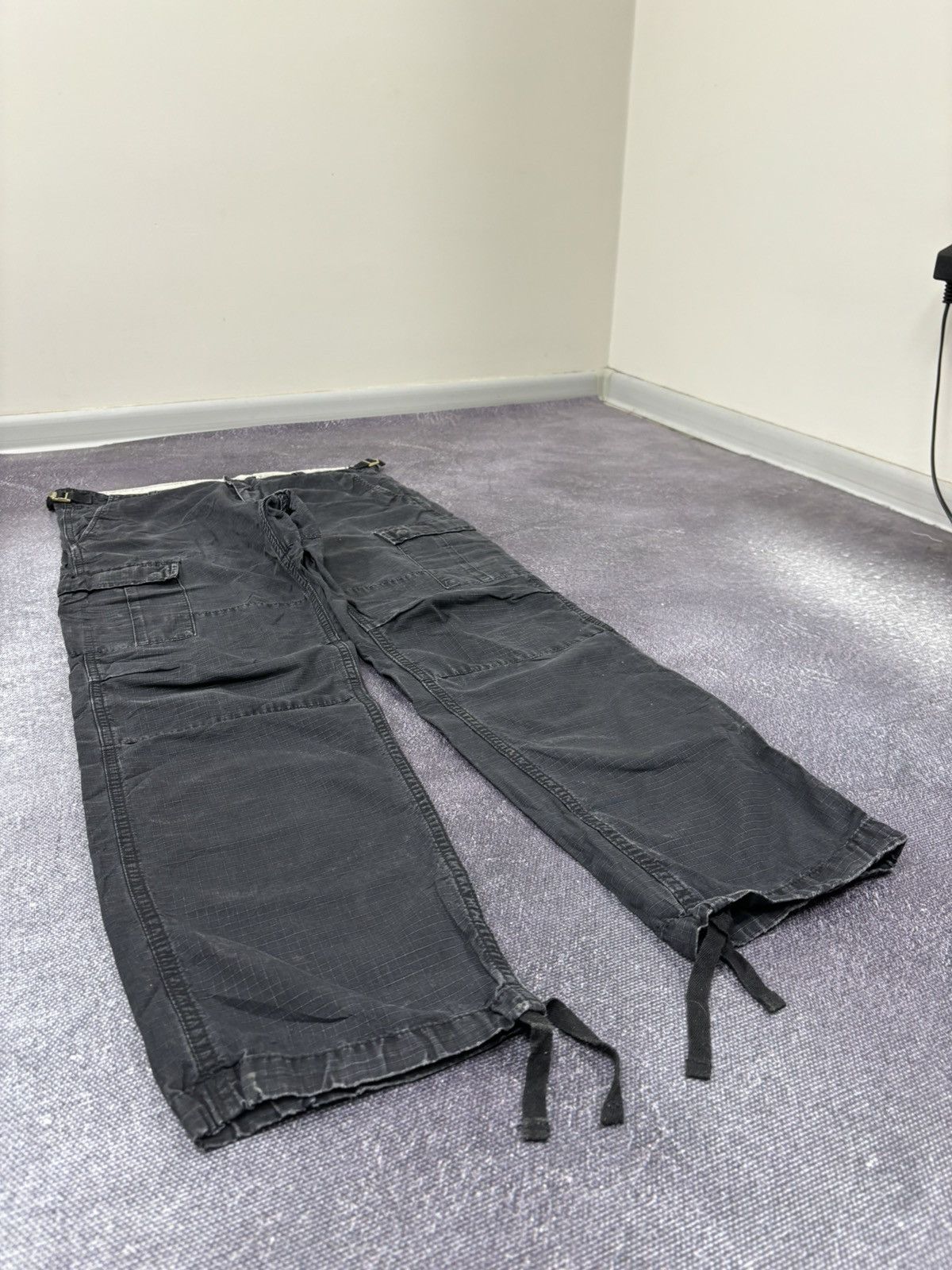 Carhartt Vintage Carhartt Y2K Black Hype Work Aviation Cargo Pants Size US 32 / EU 48 - 13 Thumbnail
