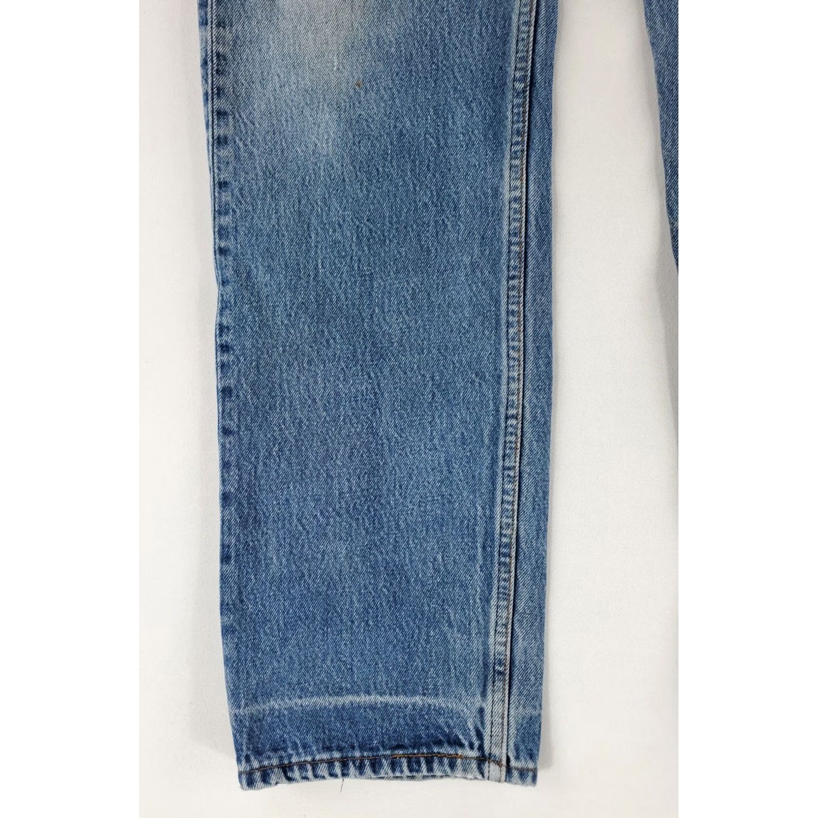 Levi's VINTAGE Levi's 501 501xx Jeans Blue Mens 32x32 Straight 32 Inseam Regular blue MEN Mens Jeans Size US 32 / EU 48 - 2 Thumbnail