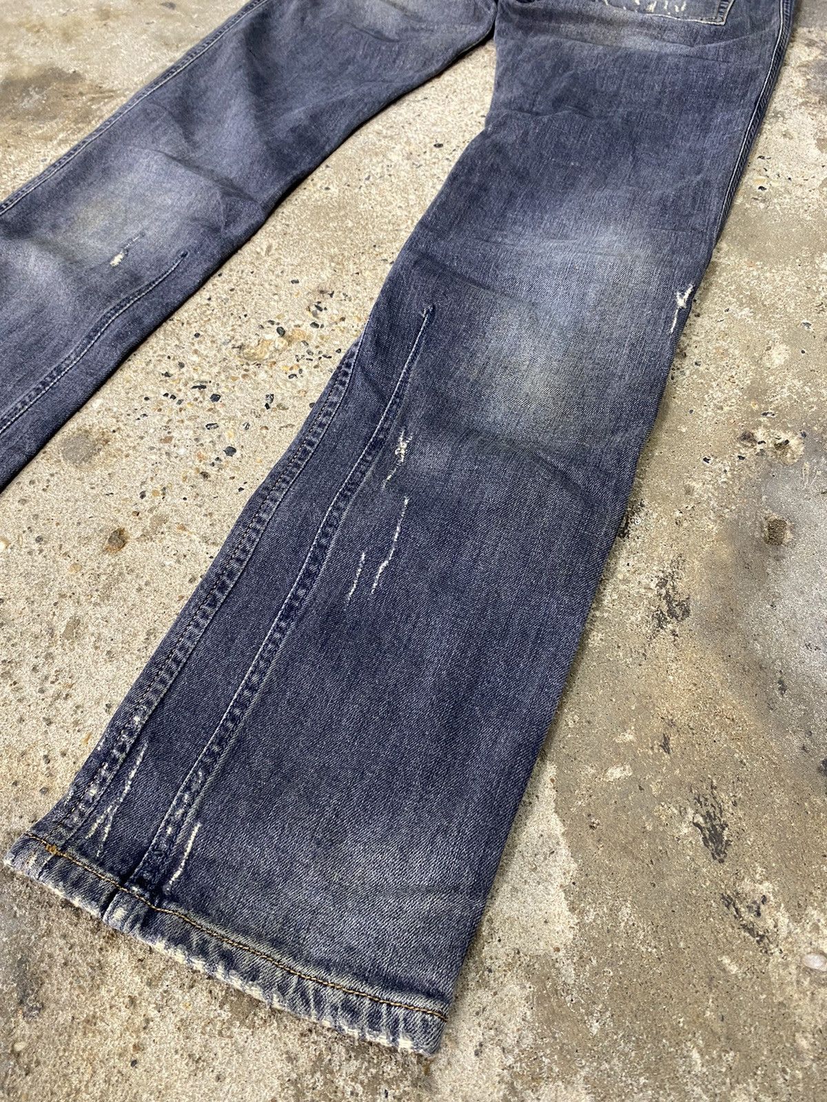 Diesel × Japanese Brand × Vintage Diesel industries blue jeans wash japanese brand Size US 30 / EU 46 - 13 Thumbnail