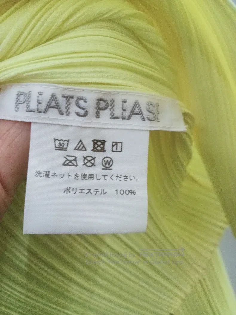 Issey Miyake Issey Miyake Pleated Cardigan - Bright Yellow Size L / US 10 / IT 46 - 2 Thumbnail