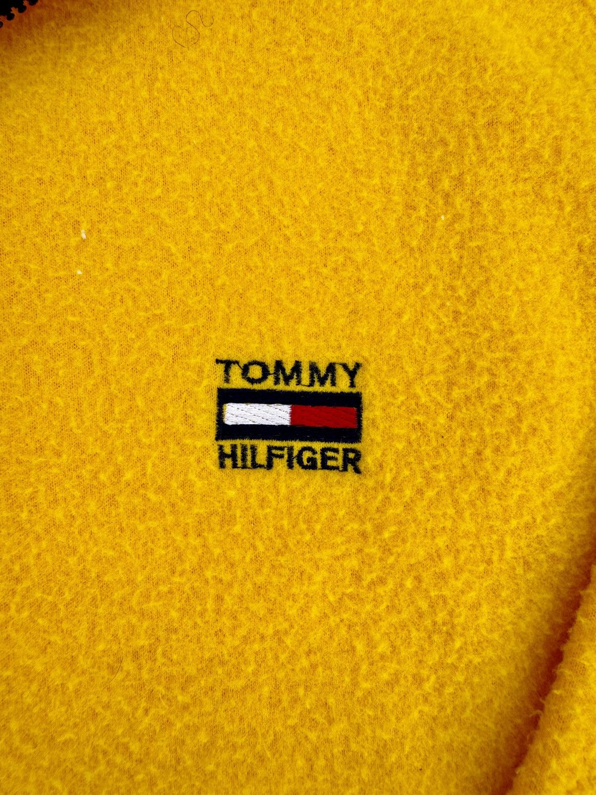 Tommy Hilfiger × Tommy Jeans × Vintage Tommy Hilfiger 90’s Vintage Hip Hop Rap Fleece Sweater Size US XL / EU 56 / 4 - 8 Thumbnail