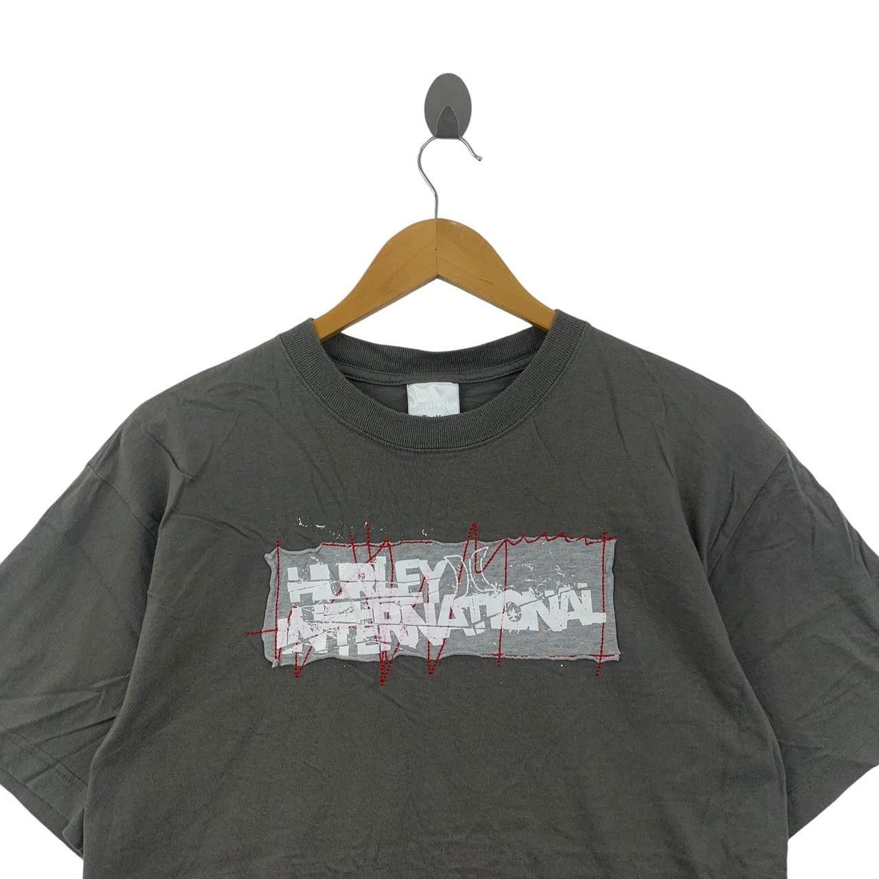 Hurley Vintage HURLEY INTERNATIONAL SKATE Patch Tee Shirt Top Size US L / EU 52-54 / 3 - 2 Thumbnail