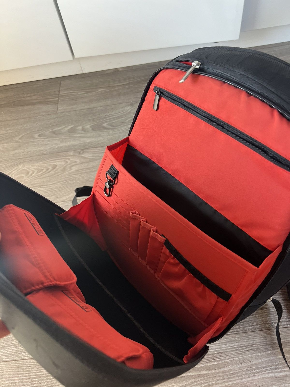 Other ‼️Logitech 15.4 Kinetik Utility Saved Backpack‼️ Size ONE SIZE - 24 Thumbnail
