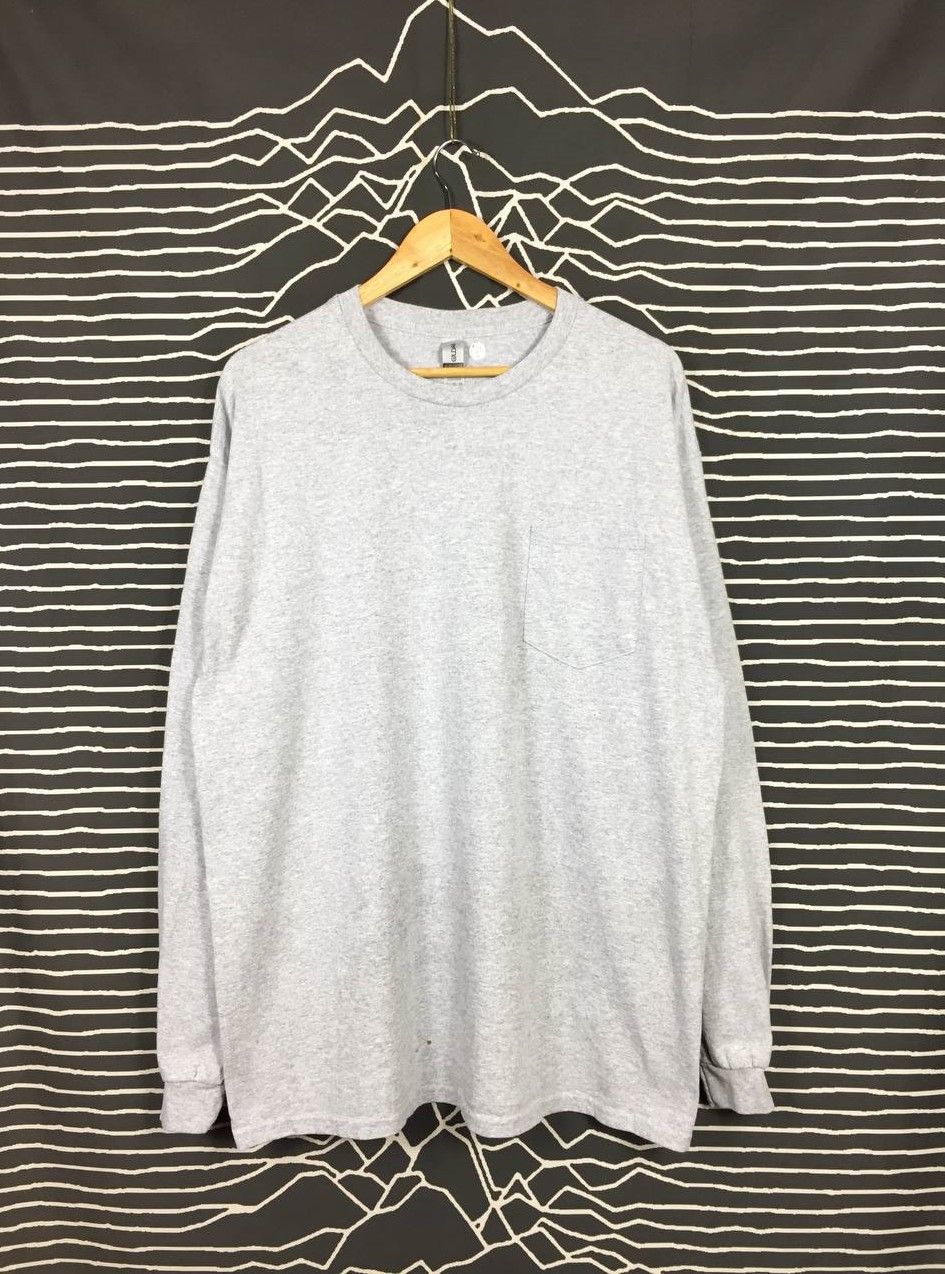 Gildan × Vintage Gildan Plain Casual Essential Pocket Longsleeve Tee Size US XL / EU 56 / 4 - 1 Thumbnail