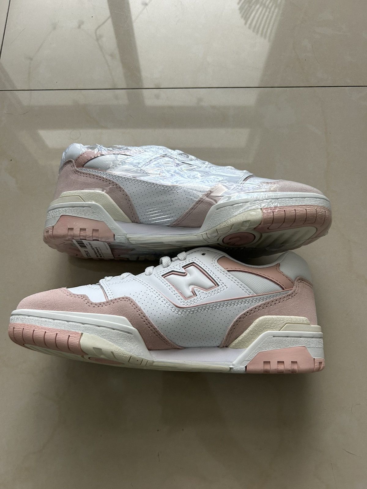 New Balance New balance 550 pink Size US 8 / EU 41 - 2 Thumbnail