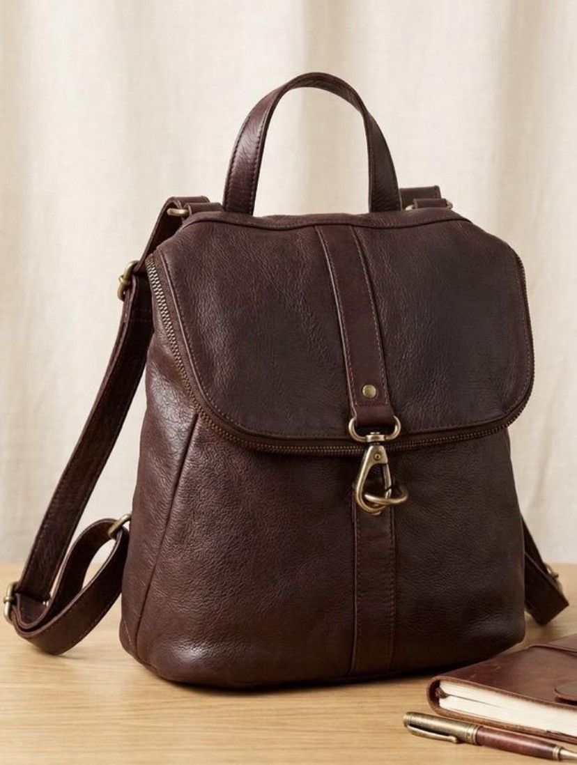 FatFace FatFace Heritage Oiled Leather Backpack Transformer Bag Size ONE SIZE - 1 Thumbnail