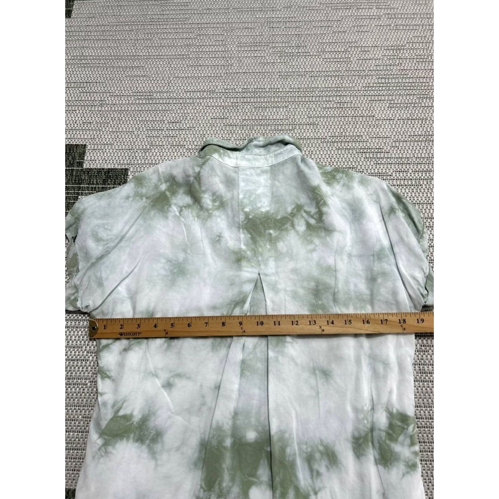 Anthropologie Anthropologie Tie Womens S Green Cloth And Stone Blouse Top Dye Button Size S / US 4 / IT 40 - 5 Thumbnail