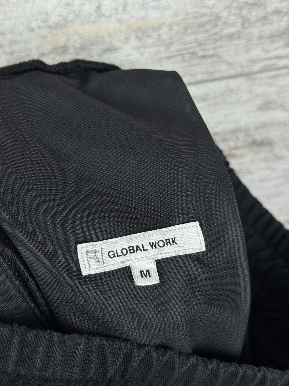 Global Work Mens Vintage Global Work Casual pants black joggers size M Size US 32 / EU 48 - 14 Thumbnail