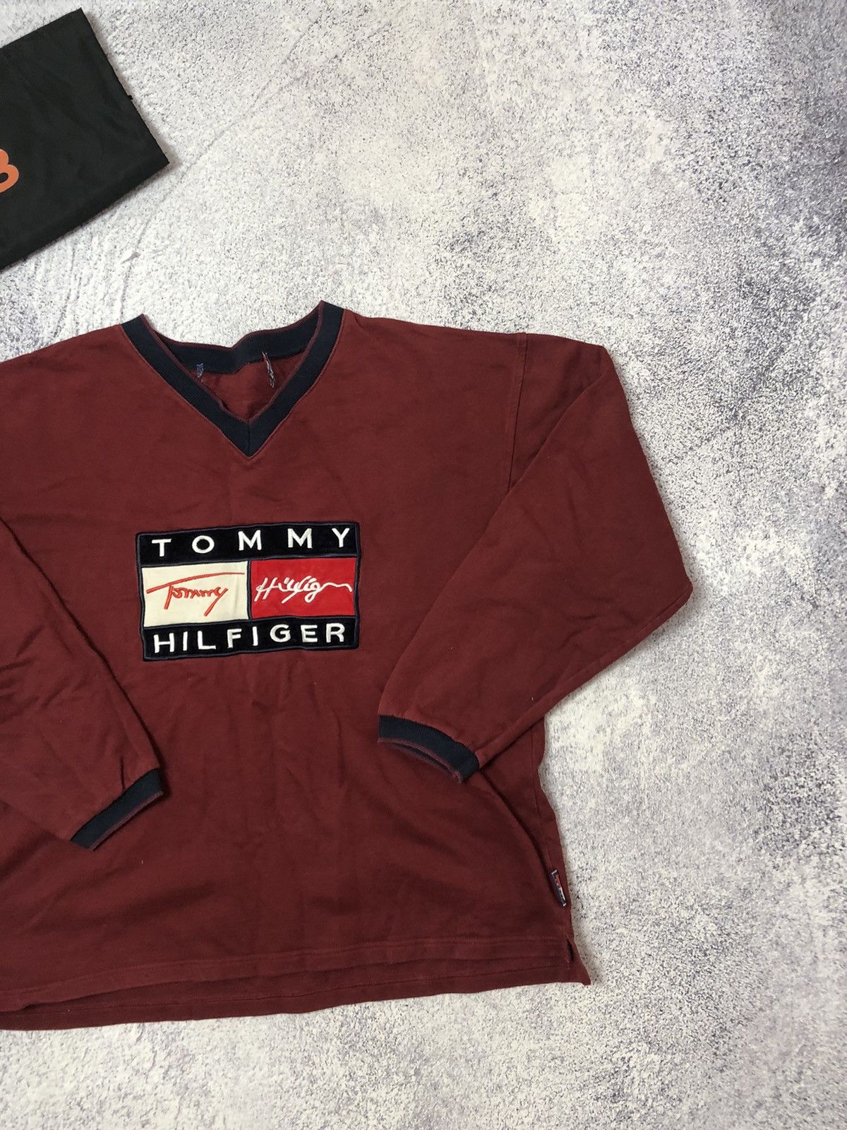 Tommy Hilfiger Men’s sweater big logo Tommy Hilfiger usa vintage Size US XL / EU 56 / 4 - 2 Thumbnail