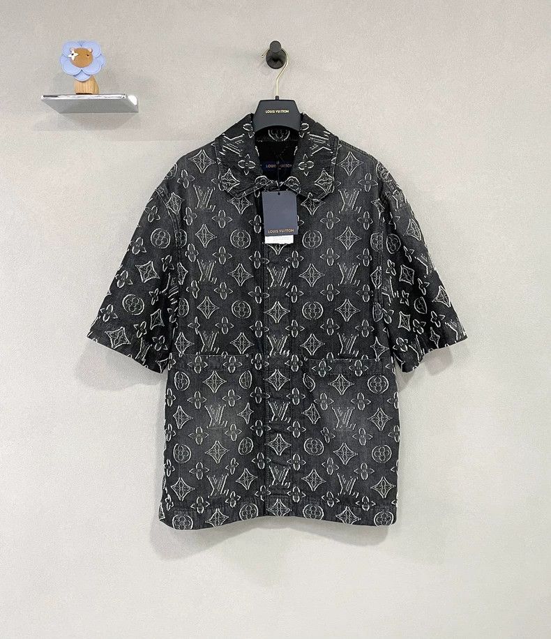 Louis Vuitton LV Black Printed Denim Short Sleeve Shirt - dmc Size US S / EU 44-46 / 1 - 1 Thumbnail