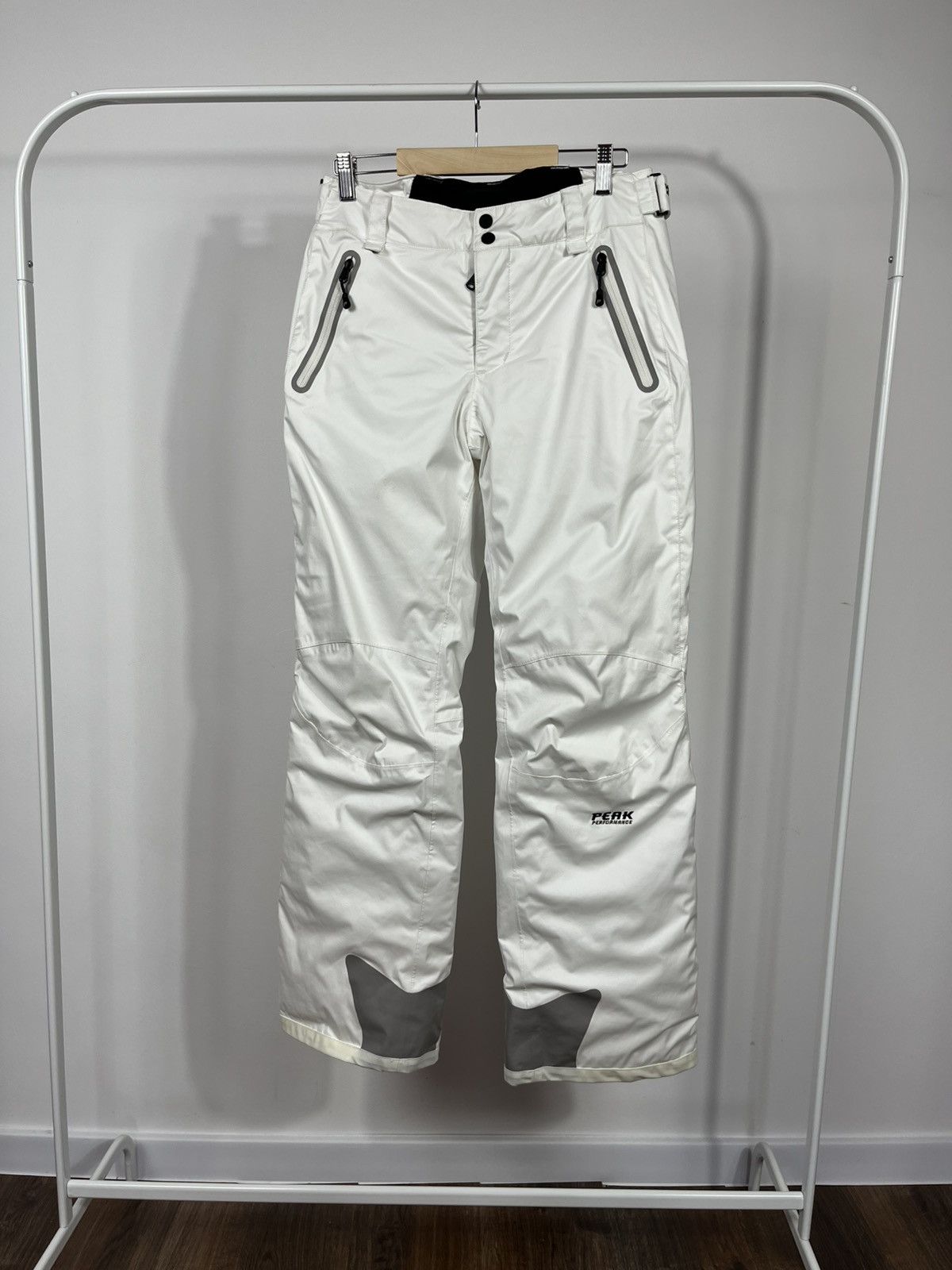 Peak Performance Peak Performance Hipe White Ski Pants Thermolite Women’s M Size 28" / US 6 / IT 42 - 1 Thumbnail