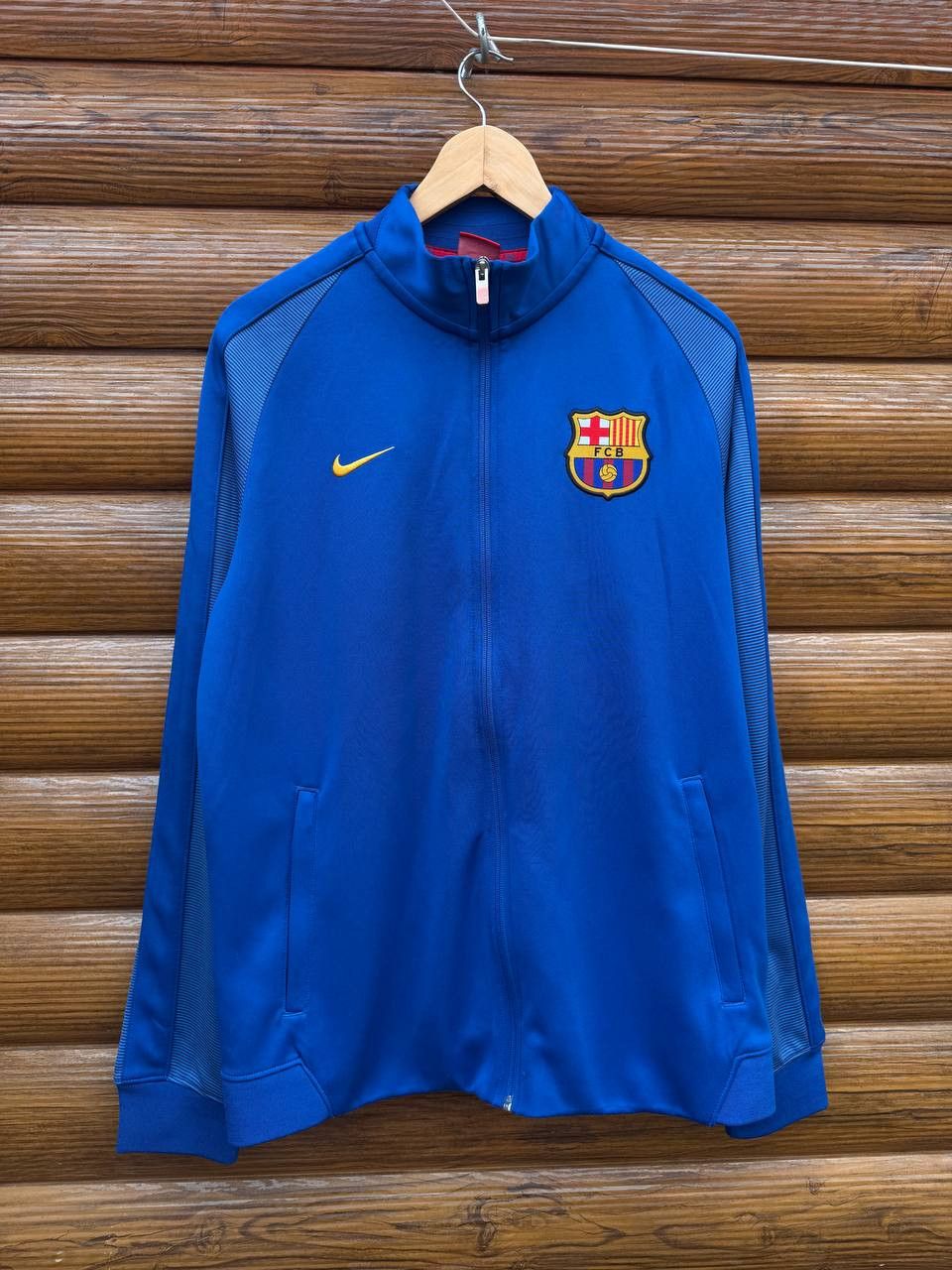Nike BARCELONA FOOTBALL JACKET NIKE TRACK TOP JERSEY SIZE L Size US L / EU 52-54 / 3 - 1 Thumbnail