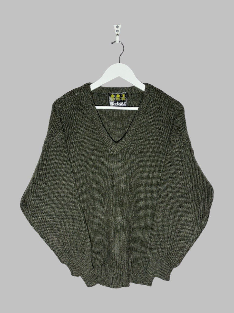 Barbour Barbour Knit Sweater Ribbed Military Scotland Wool V-Neck Size US L / EU 52-54 / 3 - 1 Thumbnail