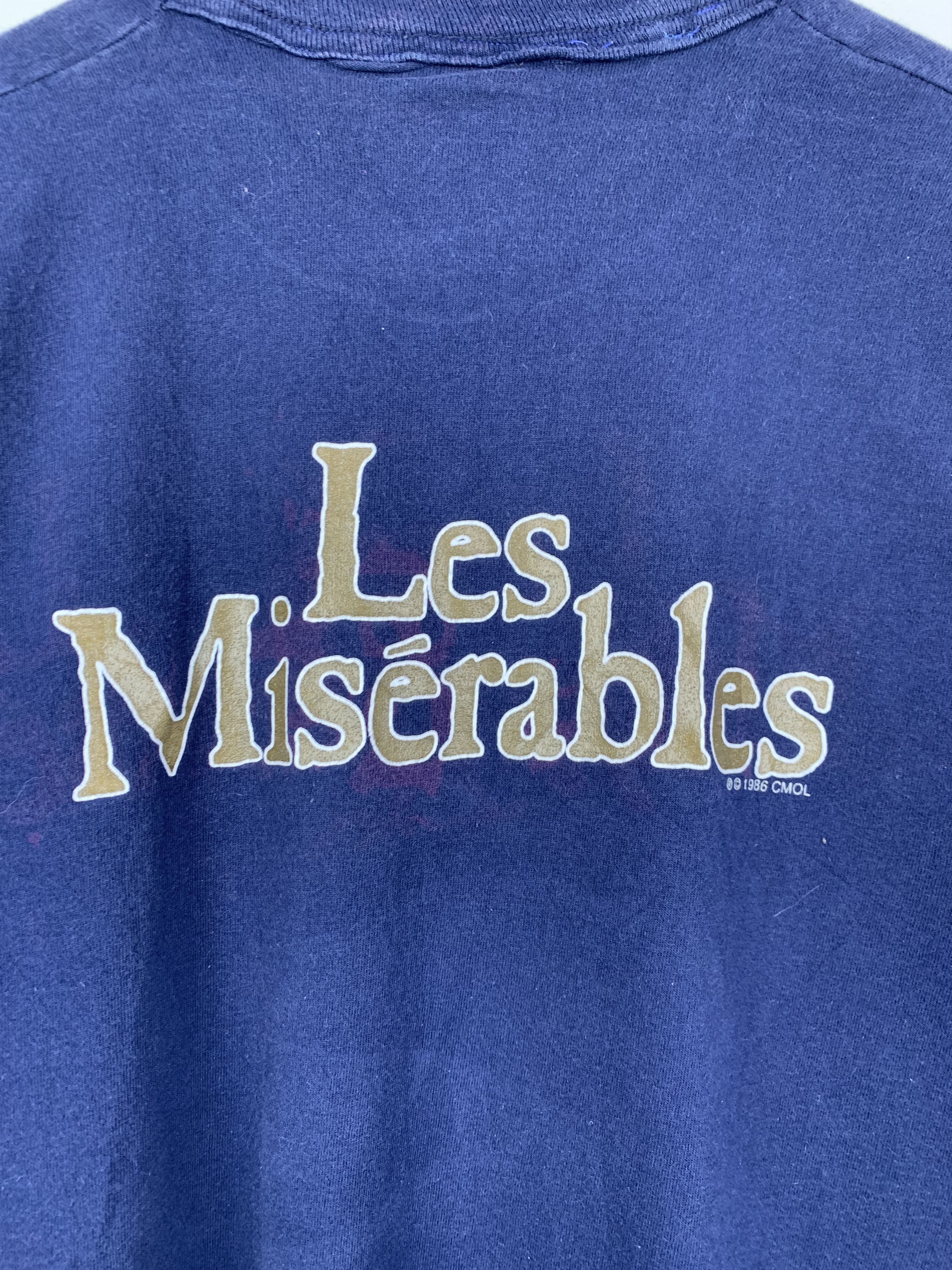 Vintage Vintage 90s Les Miserables Photo Tee TA0314 Size US L / EU 52-54 / 3 - 10 Thumbnail