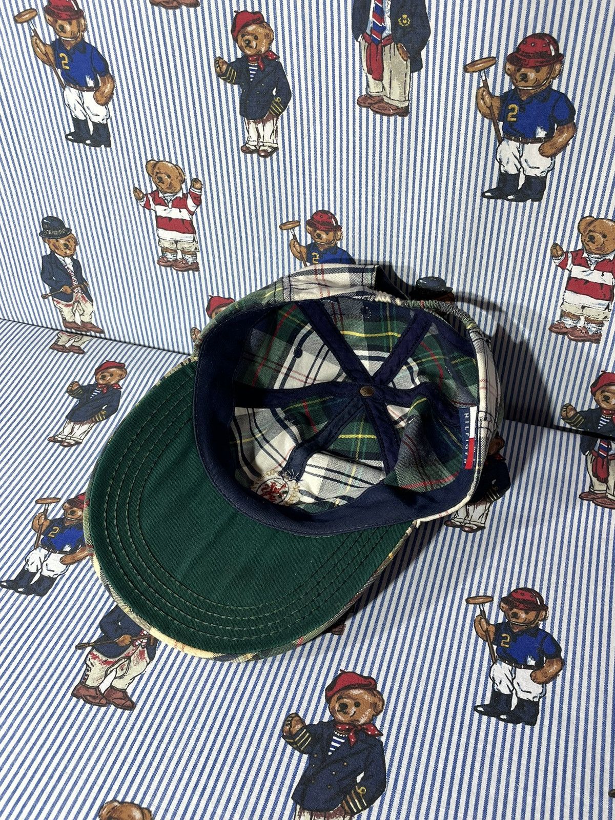 Tommy Hilfiger × Vintage Cap Tommy Hilfiger Lion Crest OG Vintage 90’s Size ONE SIZE - 14 Thumbnail