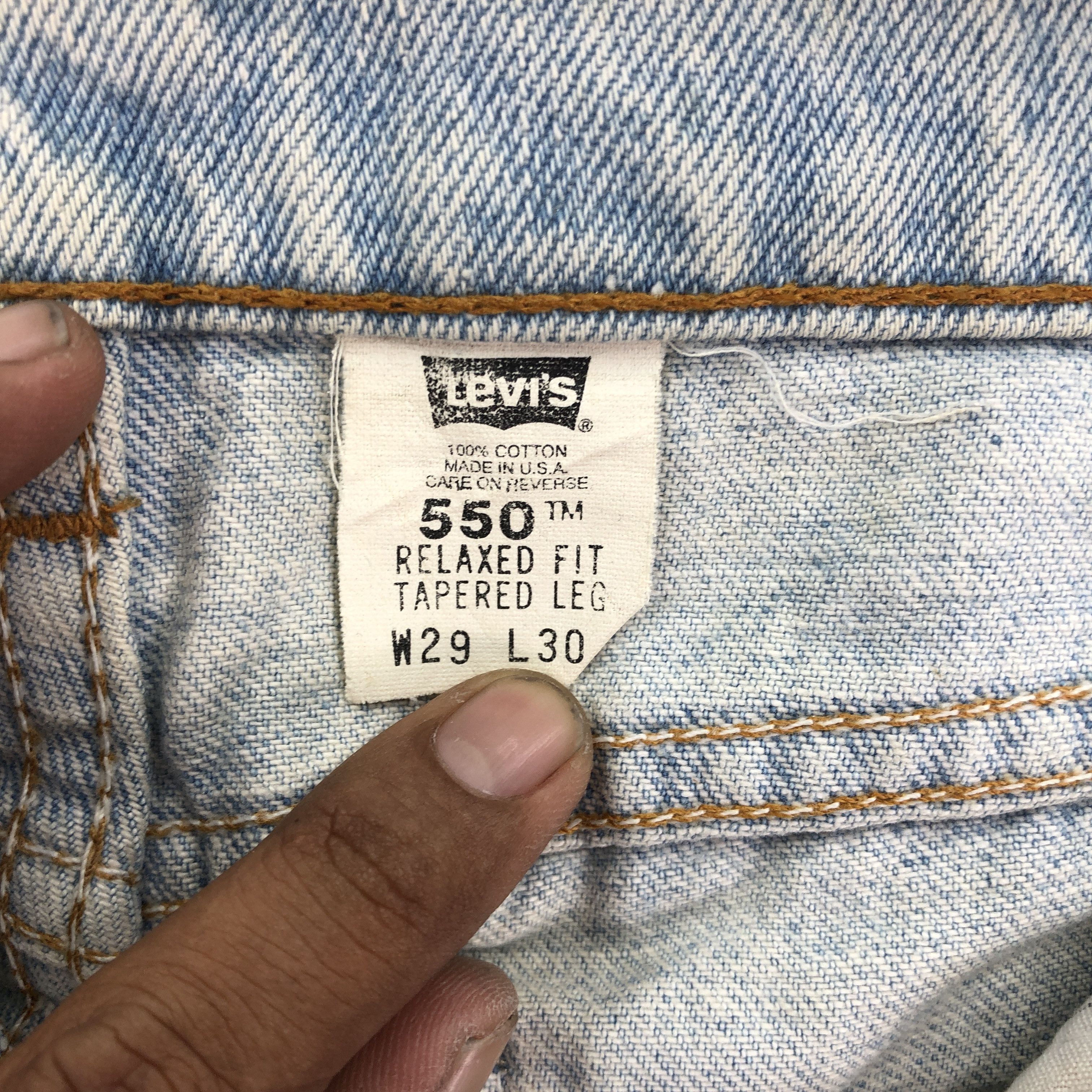 Levi's Vintage Levis 550 Dirty Ripped Jeans Faded Light Wash Denim Size 28" / US 6 / IT 42 - 6 Thumbnail