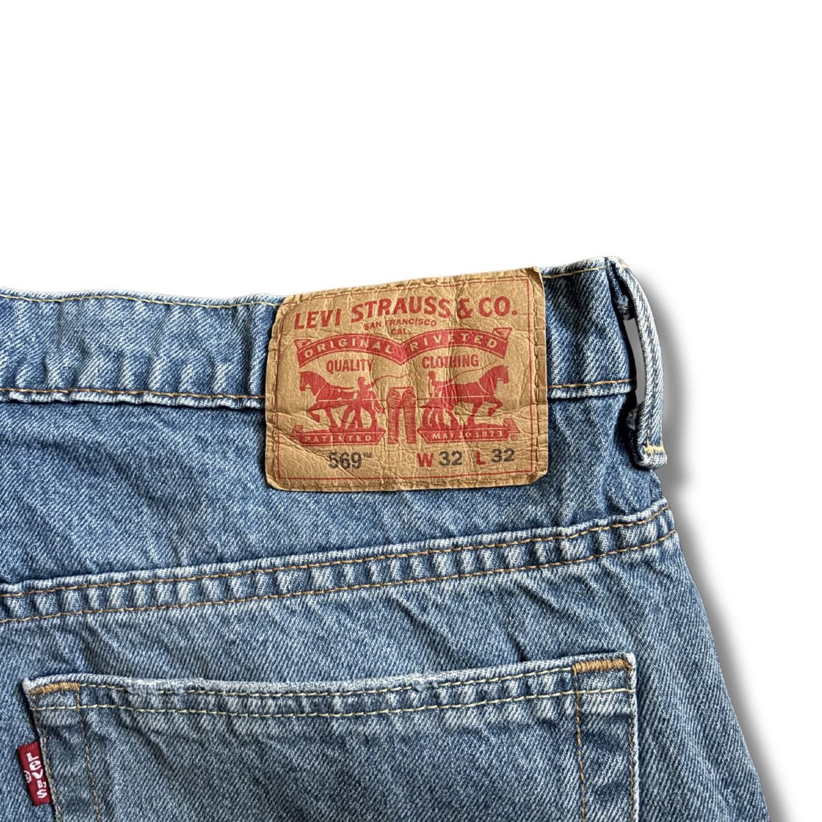 Levi's Levis 569 Jeans Mens 32x32 Blue Straight Distressed Denim Size US 32 / EU 48 - 12 Thumbnail