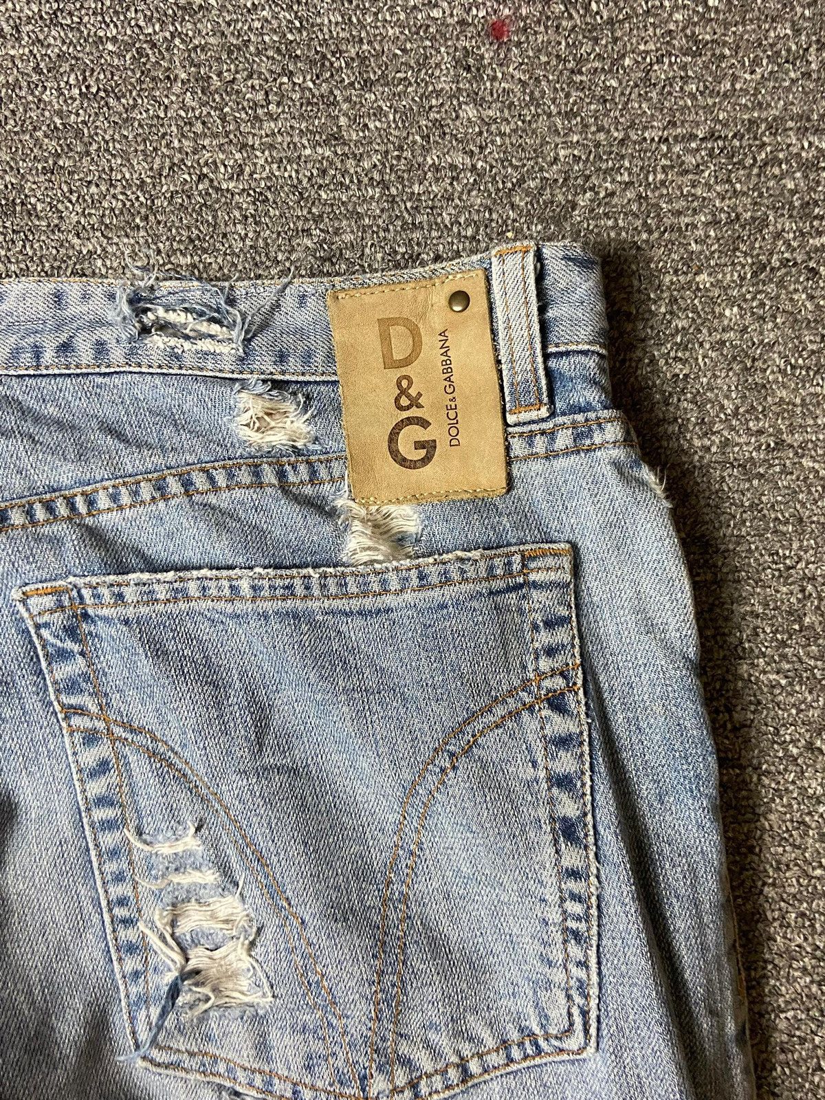 Dolce & Gabbana × Vintage Dolce & Gabbana Distressed Denim Ripped Shorts Jeans (126) Size US 36 / EU 52 - 10 Thumbnail