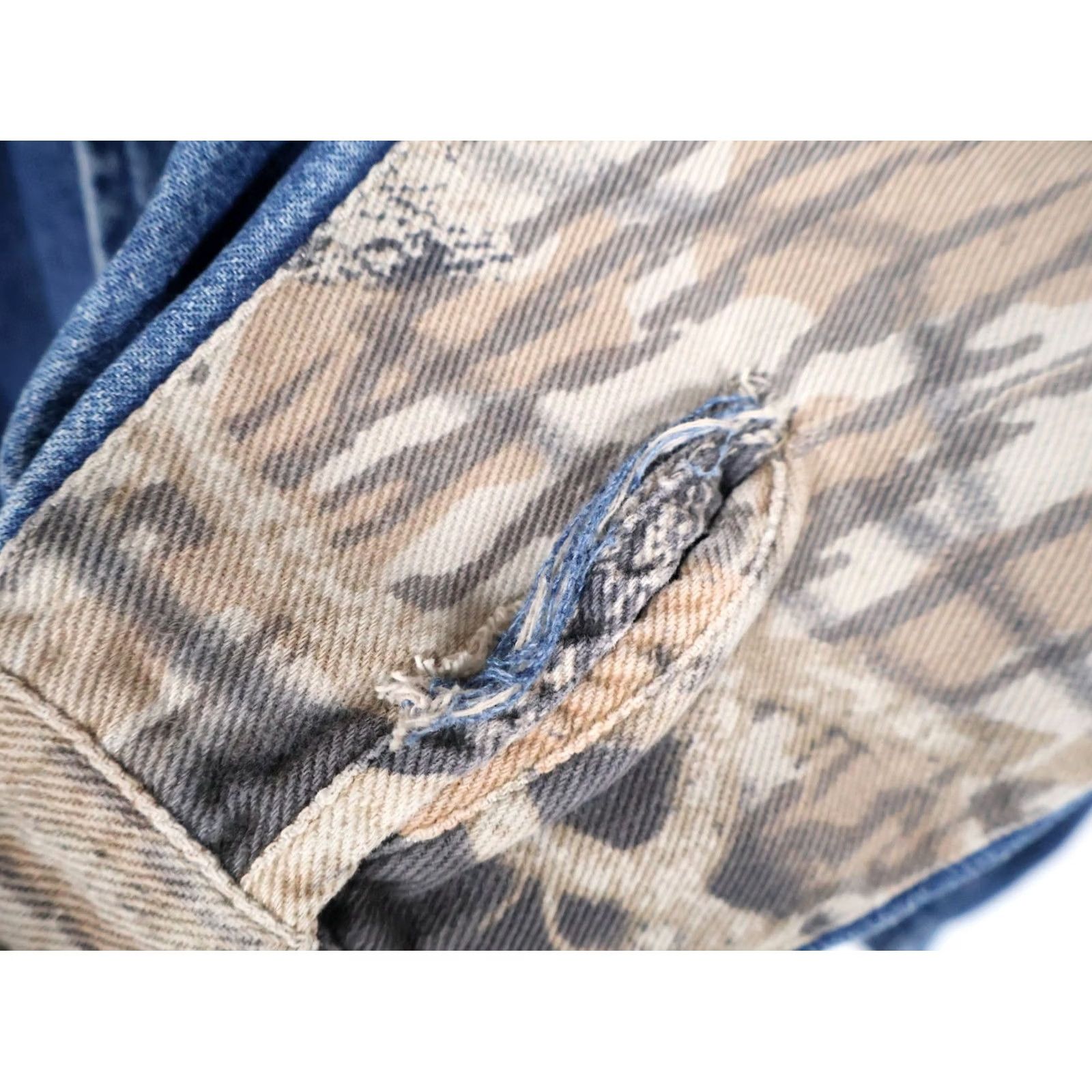 Denime Scottish Greys Denim Shirt Men's Large Blue Camo Grunge 90s Casual Workwear Button-Up Long Sleeve Denim Shirt Size US L / EU 52-54 / 3 - 5 Thumbnail