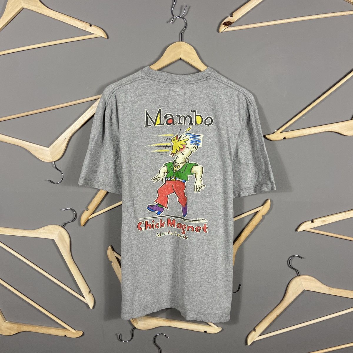 Vintage Vintage 2001 Mambo Australia Chic Magnet T-shirt Size US L / EU 52-54 / 3 - 1 Thumbnail