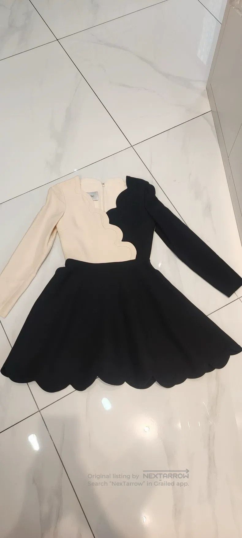 Valentino Valentino Black and white color-blocked dress Size XS / US 0-2 / IT 36-38 - 1 Thumbnail