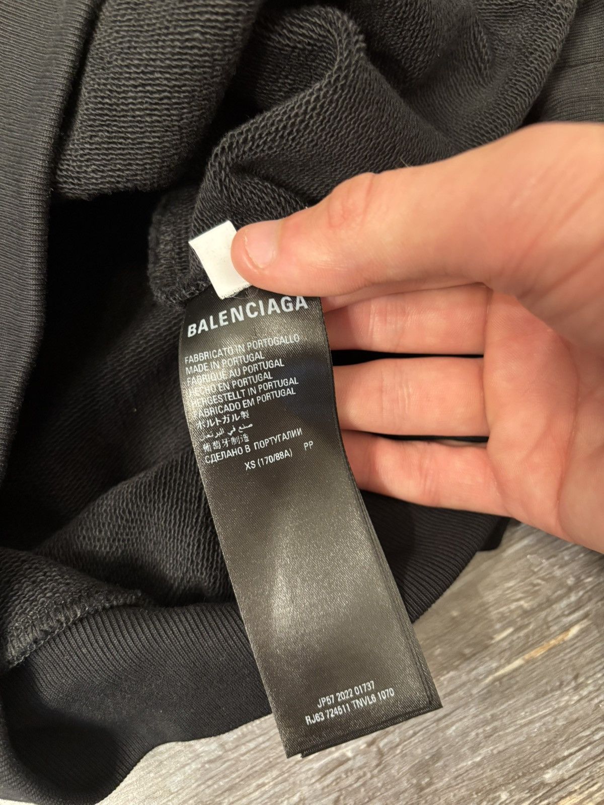 Balenciaga Balenciaga Garde Robe Care Tag Sweatshirt Size US XS / EU 42 / 0 - 7 Thumbnail