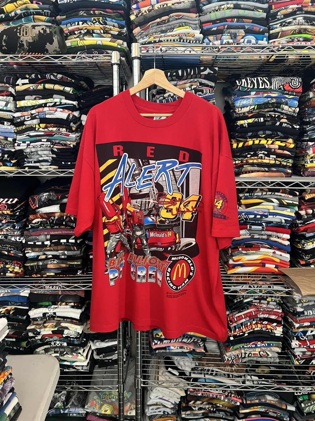 NASCAR 1997 Bill Elliott Pot Crew Red Alert Mc Donald’s Team Tee Size US XL / EU 56 / 4 - 1 Thumbnail