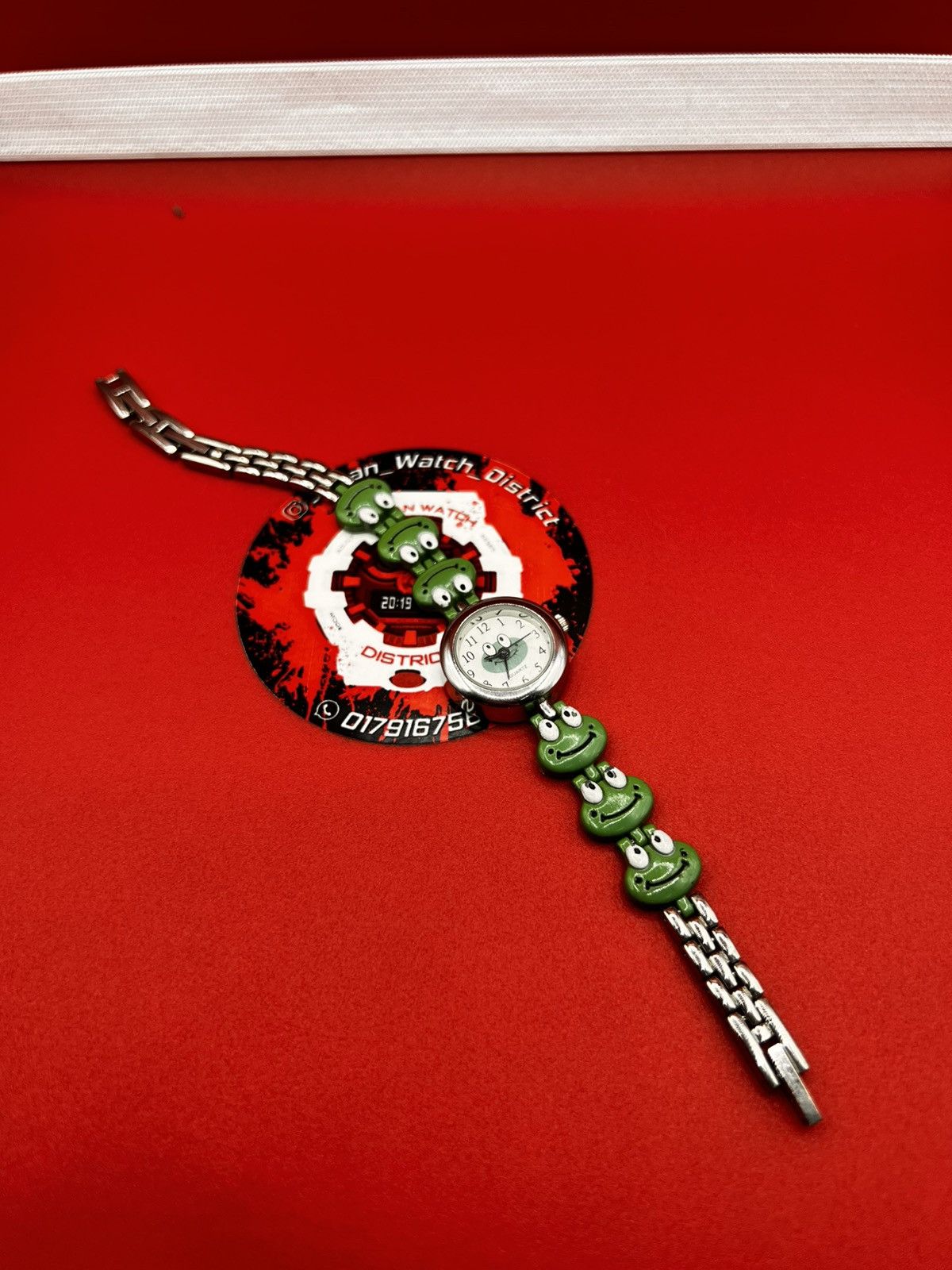 Other Nice Design Lady Quartz Watch Size ONE SIZE - 6 Thumbnail