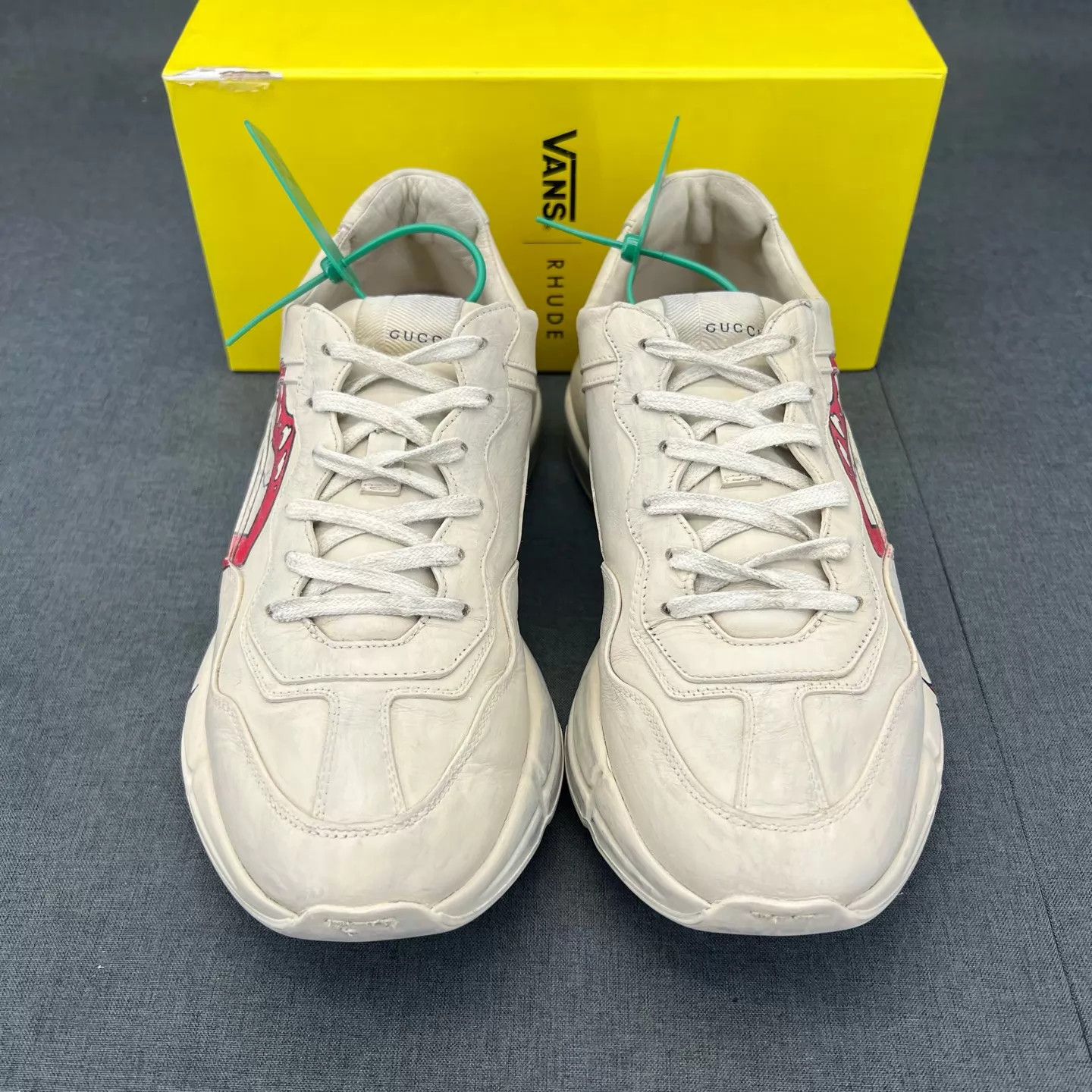 Gucci Gucci Rhyton Lips Distressed 44 Boxed Minor Logo Repair Size US 11 / EU 44 - 3 Thumbnail