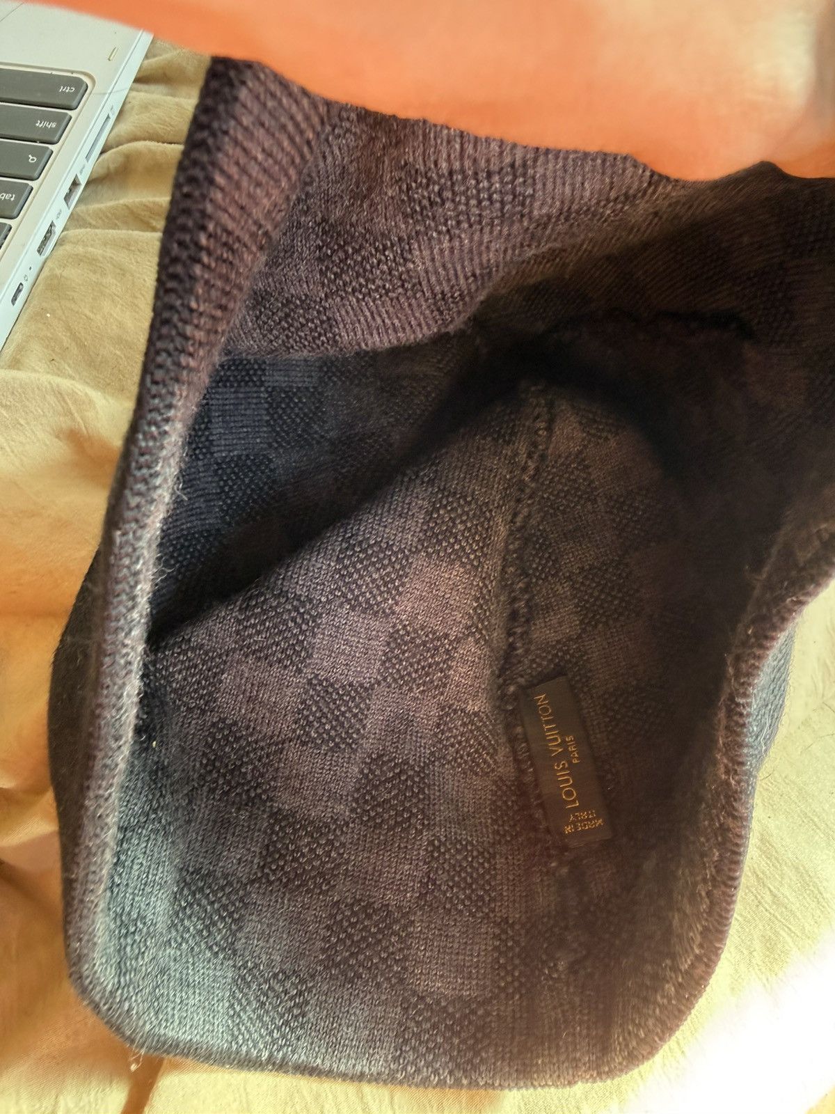 Louis Vuitton Louis Vuitton Beanie Damier Wool Black OS Size ONE SIZE - 5 Thumbnail