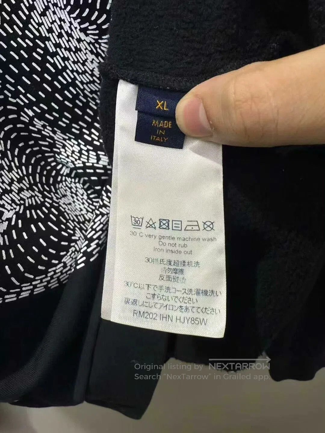 Louis Vuitton louis vuitton black floral logo sweatshirt XL. Size US XL / EU 56 / 4 - 3 Thumbnail