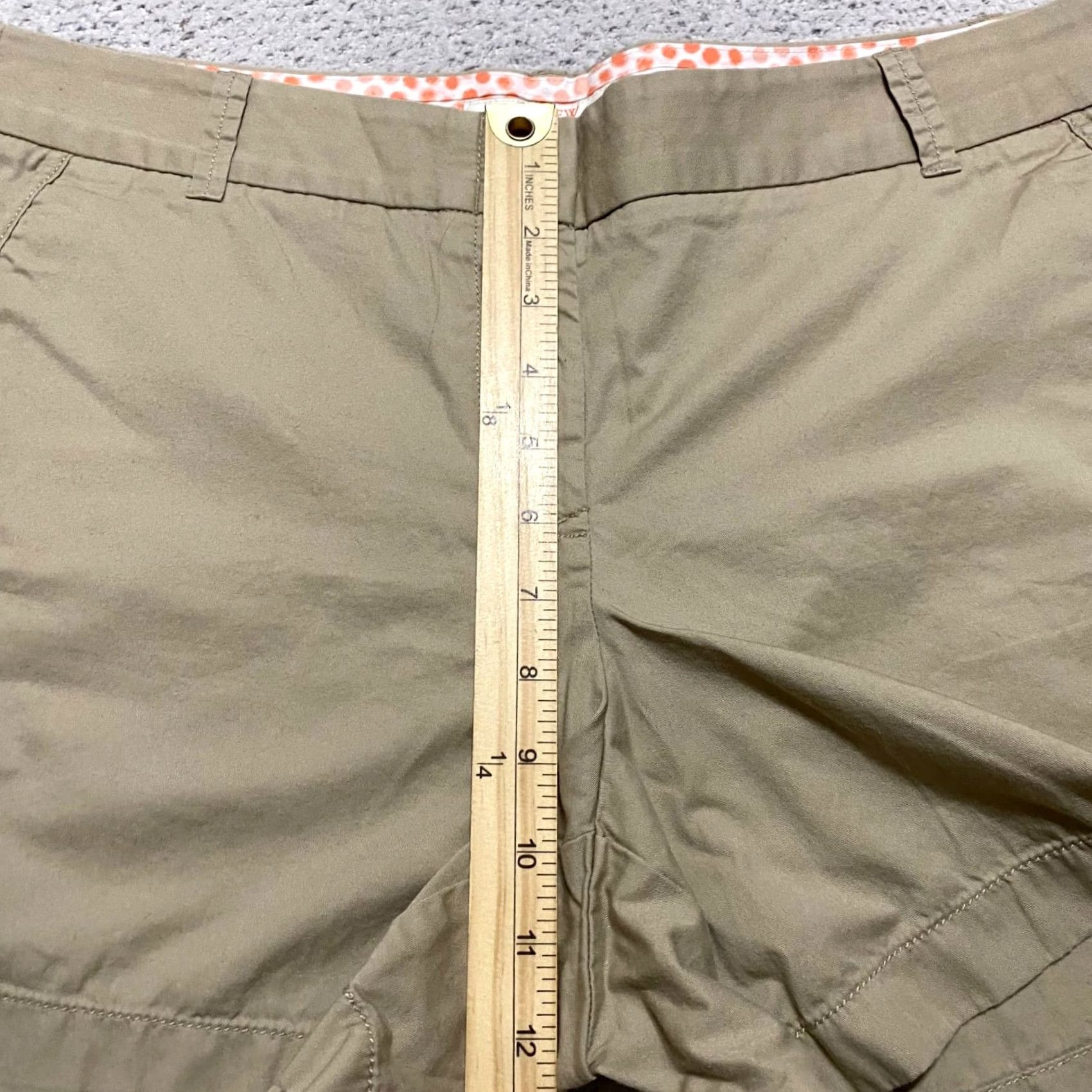 J.Crew J.CREW Shorts Beige 100% Cotton Mid Rise 14 Short Pockets Inseam 4" Casual Women / Beige / J.CREW / 14 / Regular / Solid / Vintage: No Size 36" / US 14 / IT 50 - 5 Thumbnail