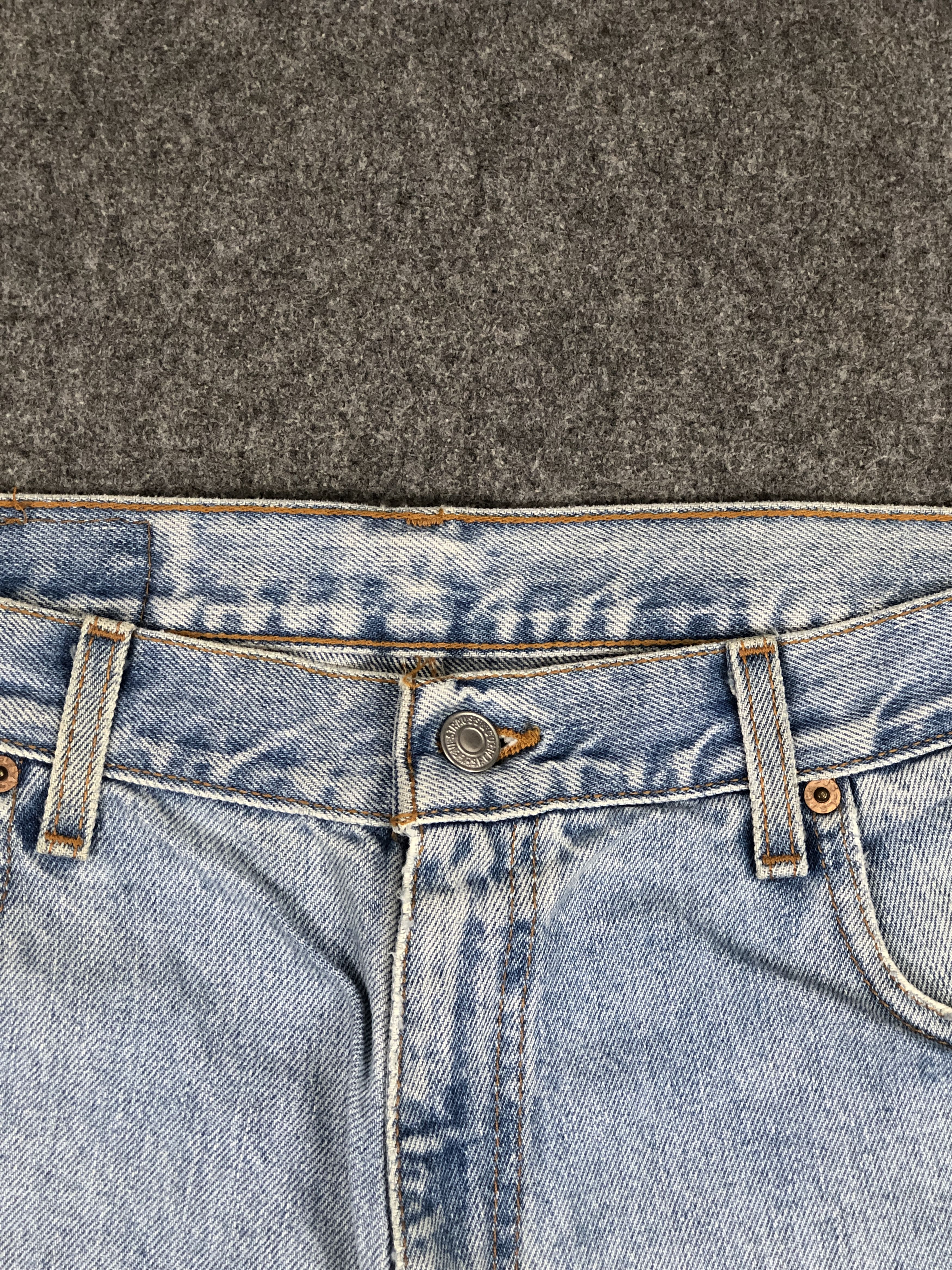 Levi's Vintage 90s Levis 570 Tapered Leg Baggy Fit Jeans DP2364 Size US 33 - 9 Thumbnail