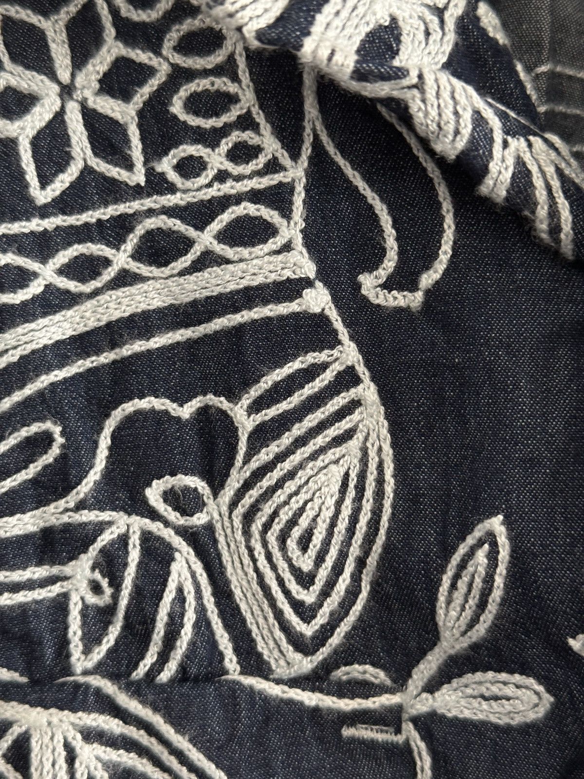 Engineered Garments Engineered Garments Embroidered Denim Shirt Size US L / EU 52-54 / 3 - 3 Thumbnail
